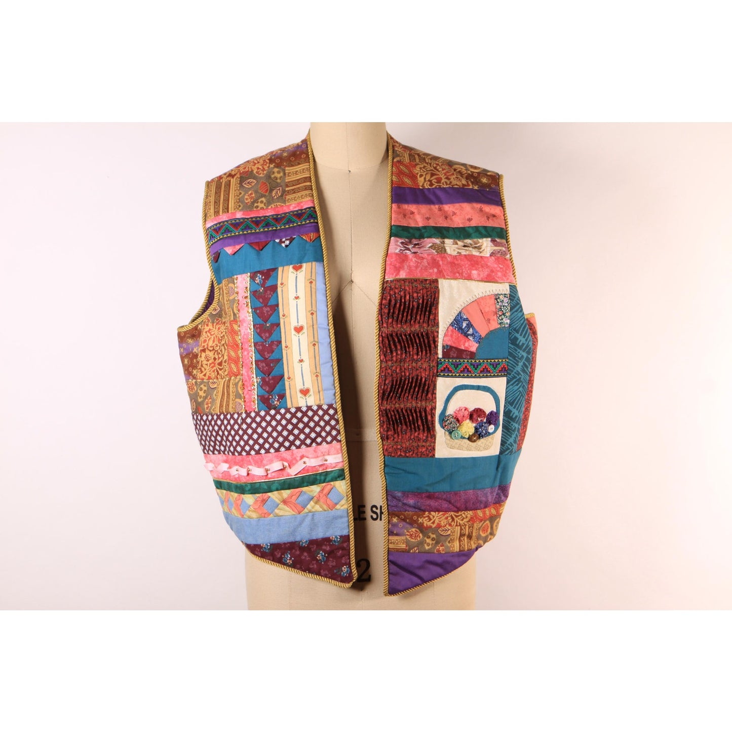 1980s Multi-Colored Patchwork Quilt Basket and Heart Sleeveless Reversible Galaxy Vest -XL
