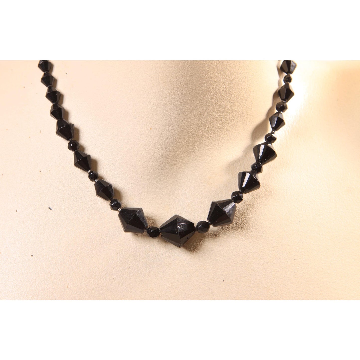 1950s Black Glass Faceted Beaded Necklace