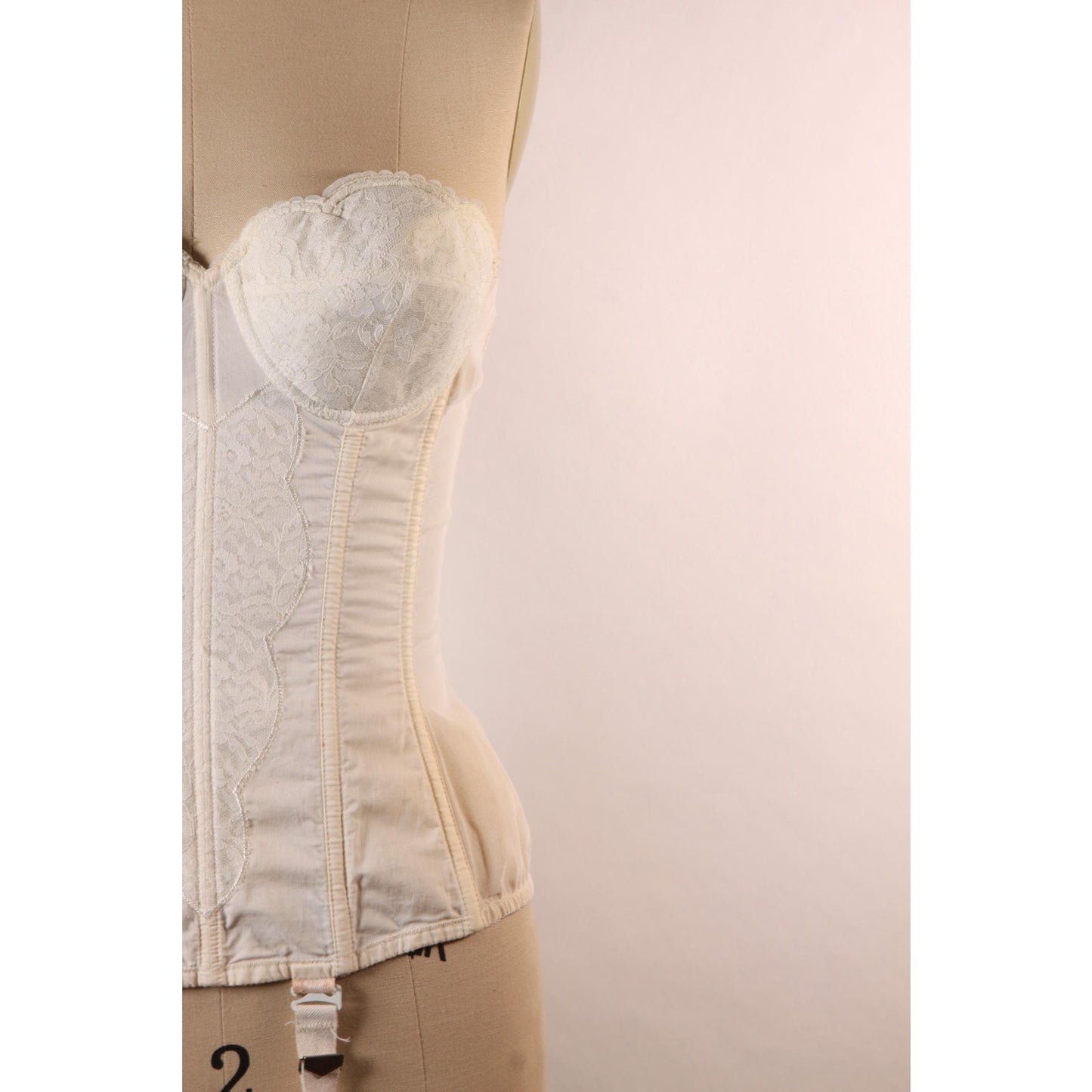 1950s White Lace Detail Strapless Garter Strap Long Line Cinch Bra Bustier Corset by Warner's Merry Widow