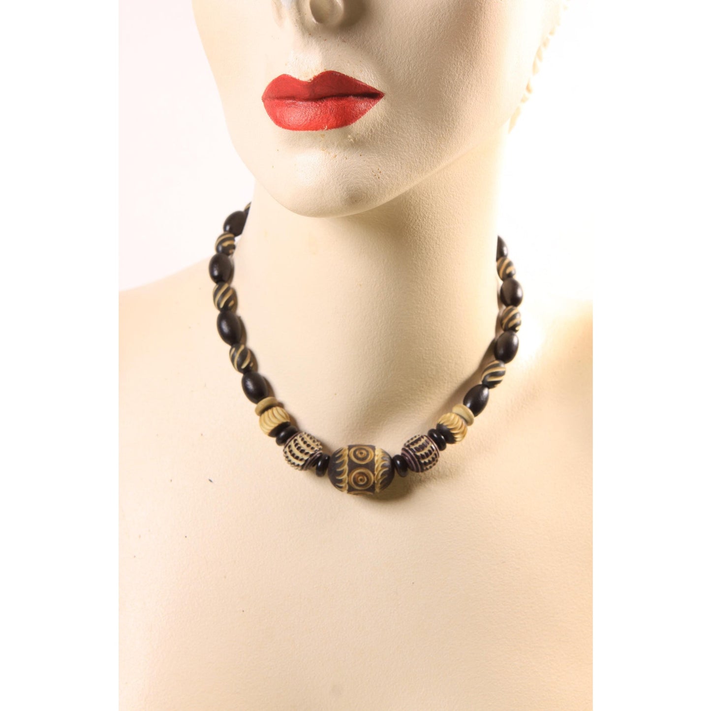 1920s 1930s Black and Cream Carved French Galalith Beaded Art Deco Necklace