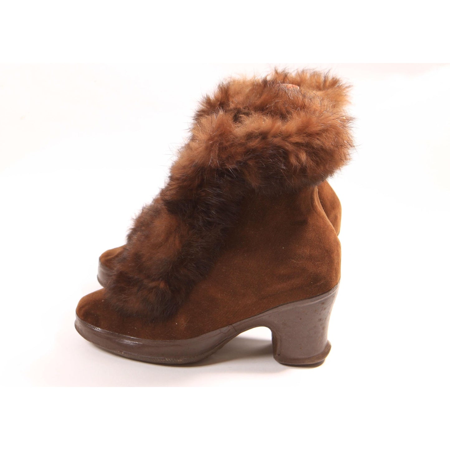1940s Brown Velvet and Brown Fur Trim High Heel Pumps Winter Galoshes Over Shoes