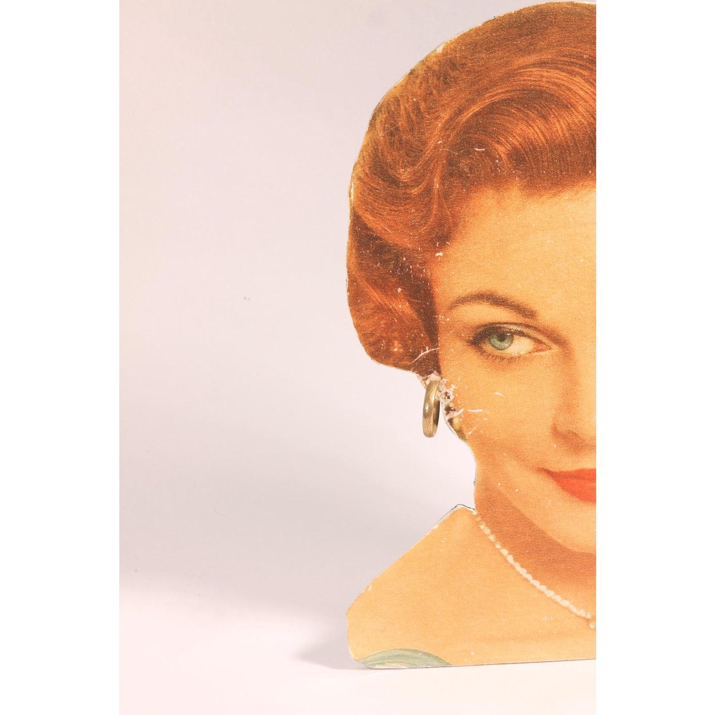 1950s Gold Tone Foliage Engraved Hoop Screw Back Earrings
