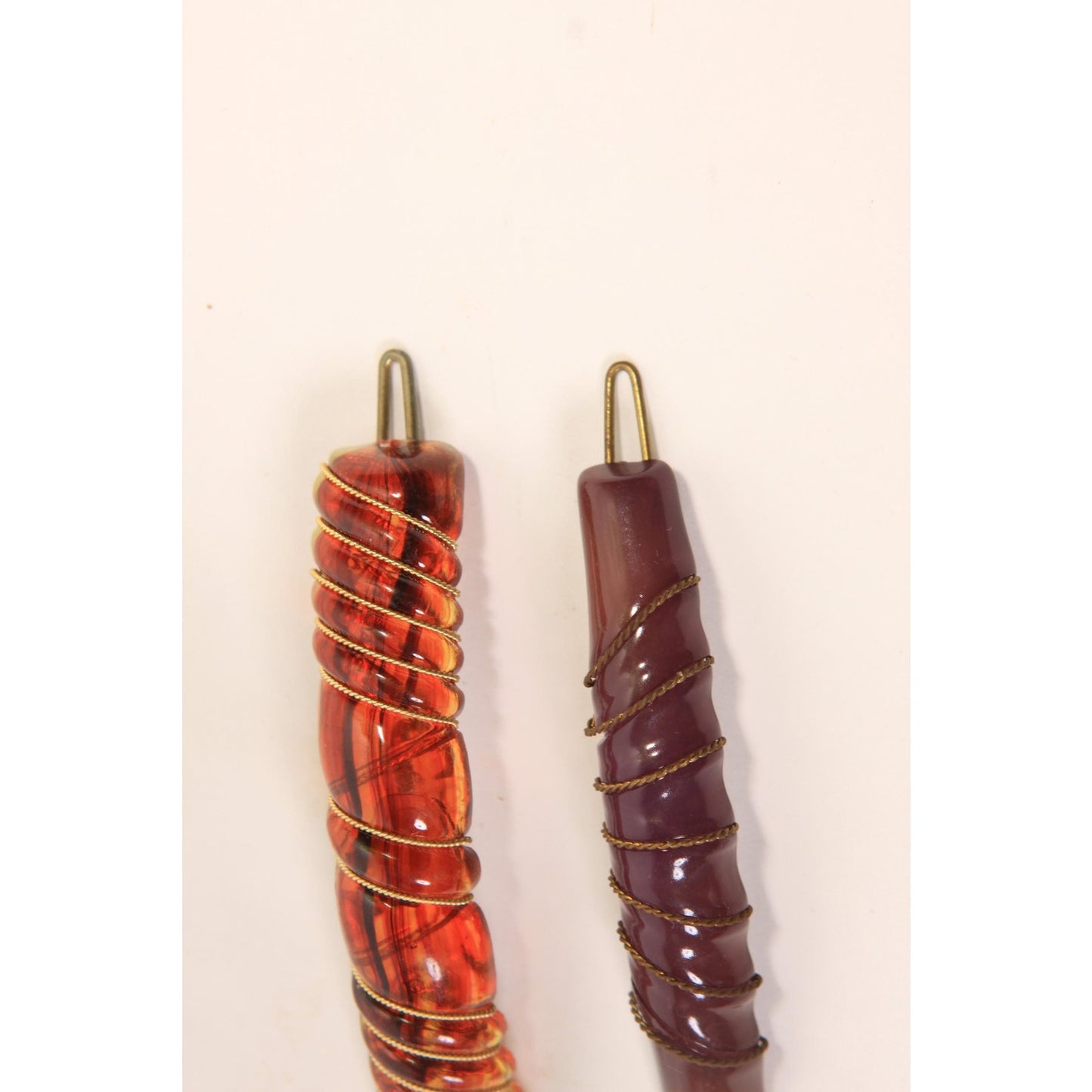 1940s 1950s Brown Tortoise and Purple Plastic Set of 2 Hair Barrette Clips