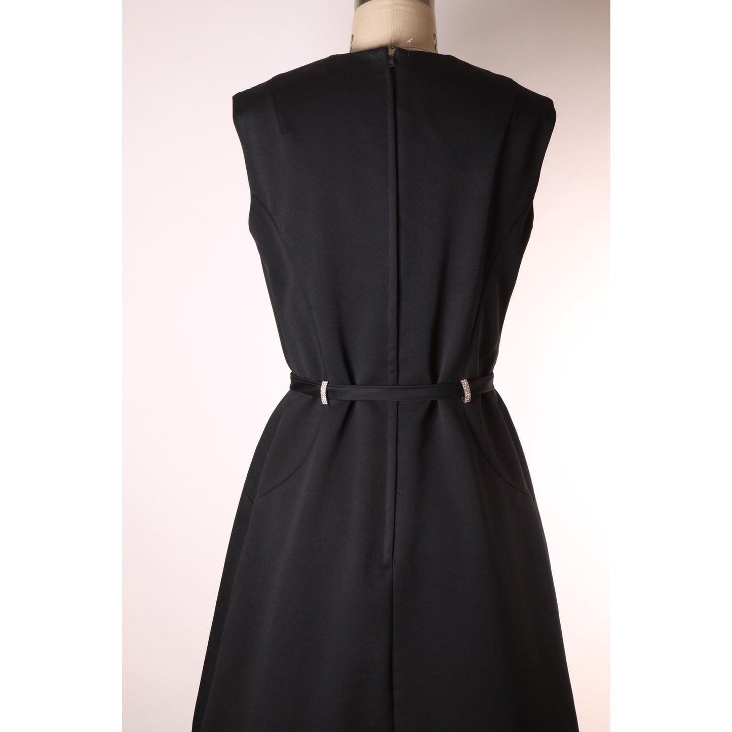 1960s Black Sleeveless V Neck Ruffle Scalloped Hem Rhinestone Detail Belted Formal Cocktail Dress -M