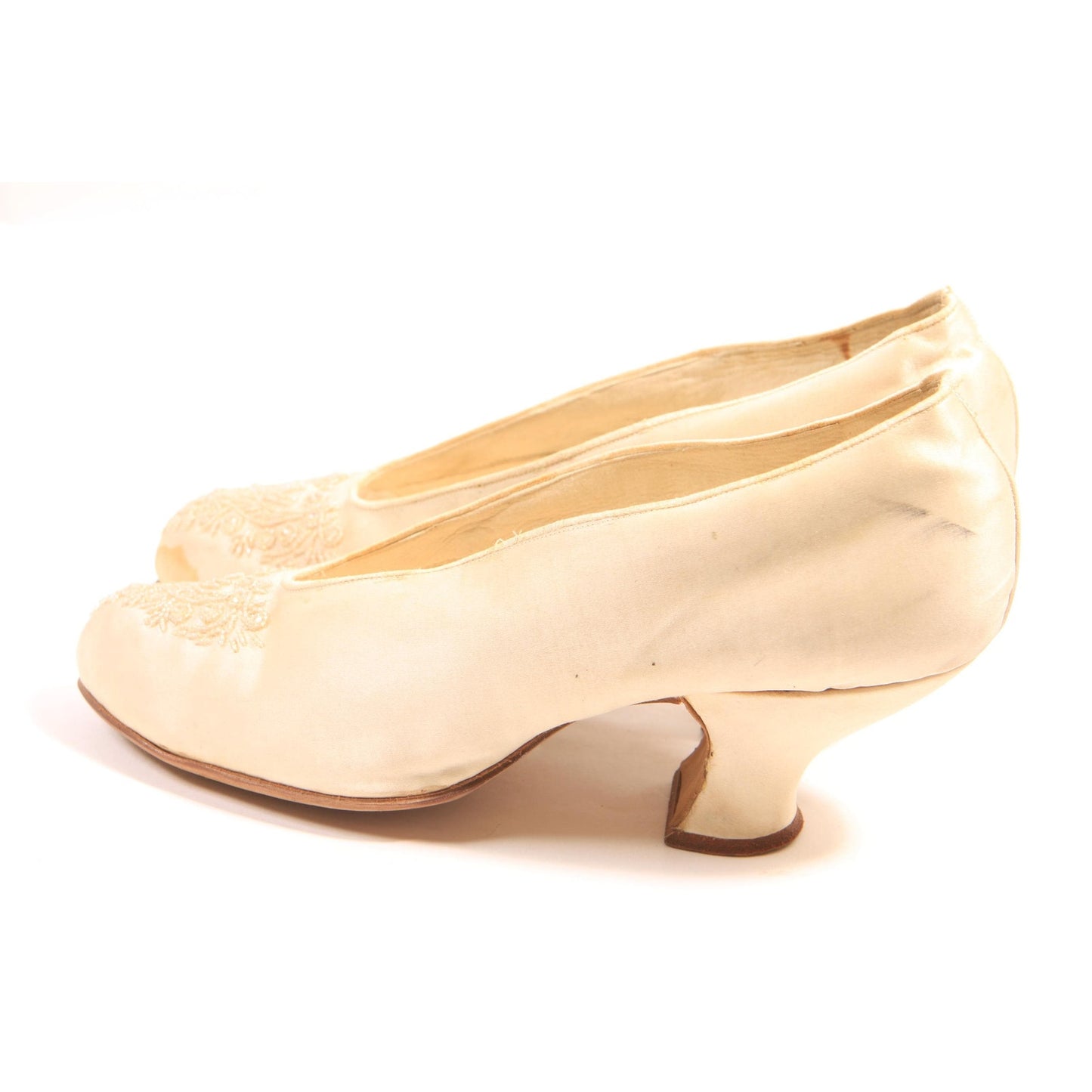 Antique Late 1800s Early 1900s Victorian Edwardian Cream Satin Faux Pearl Beaded Pump High Heel Shoes