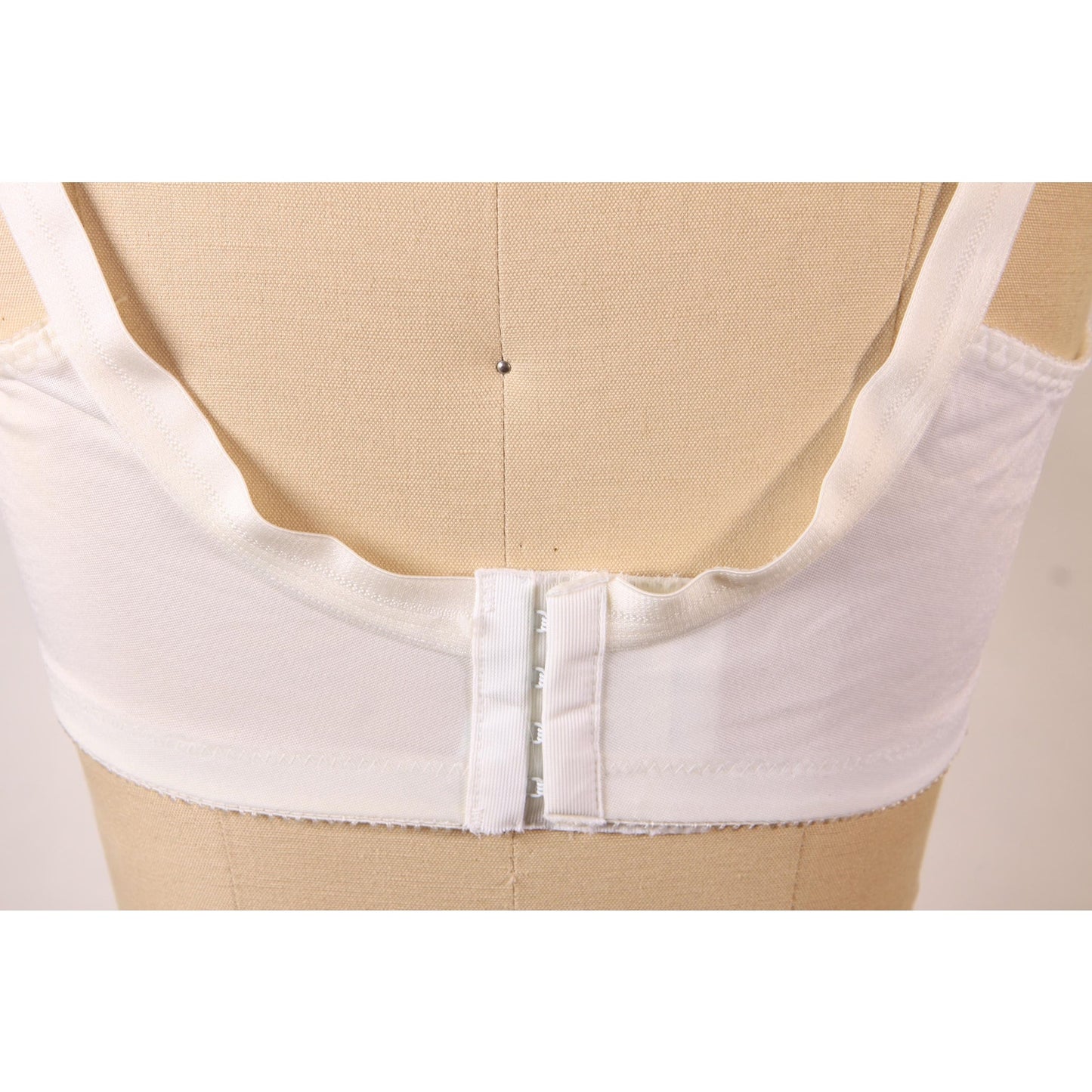 1970s White Lace Trim Floral Detail Bra by Playtex-36D