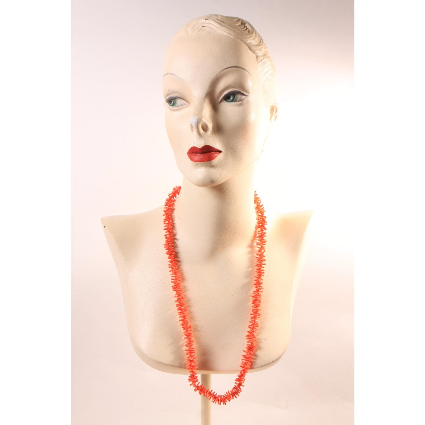 1960s 1970s Orange Pink Faux Coral Plastic Beaded Necklace by Hong Kong
