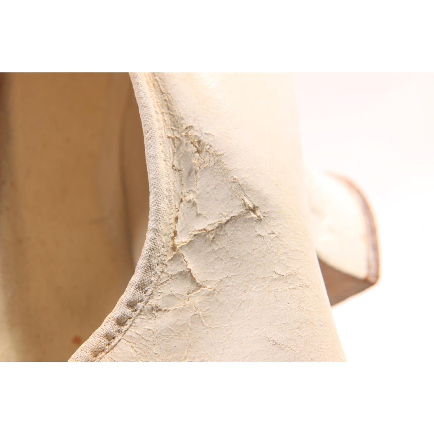 Antique 1900s 1910s Edwardian Cream White Pointed Toe Wedding High Heel Pumps Shoes