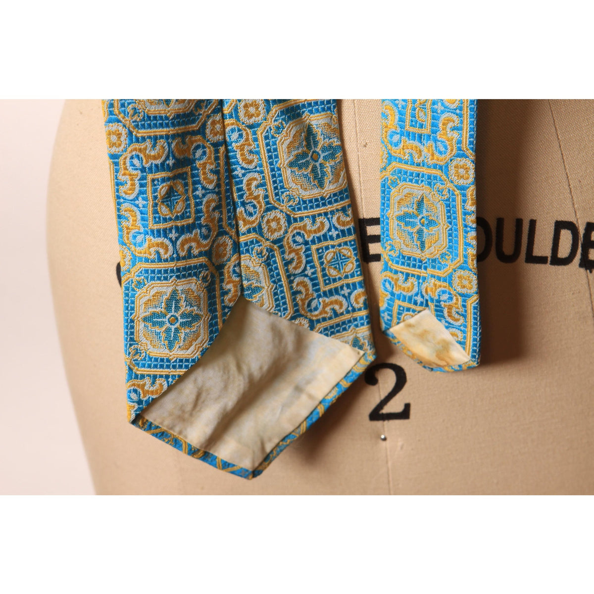 1970s Turquoise Blue and Yellow Patterned Wide Necktie Tie by Towncraft JCPenney
