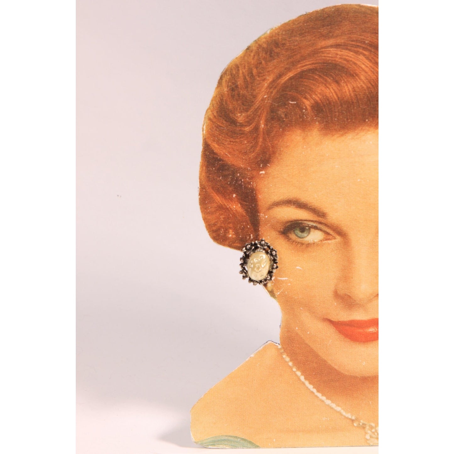 1960s Silver Tone Dark Gray Floral Foliage Metal Large Faux Pearl Clip On Earrings