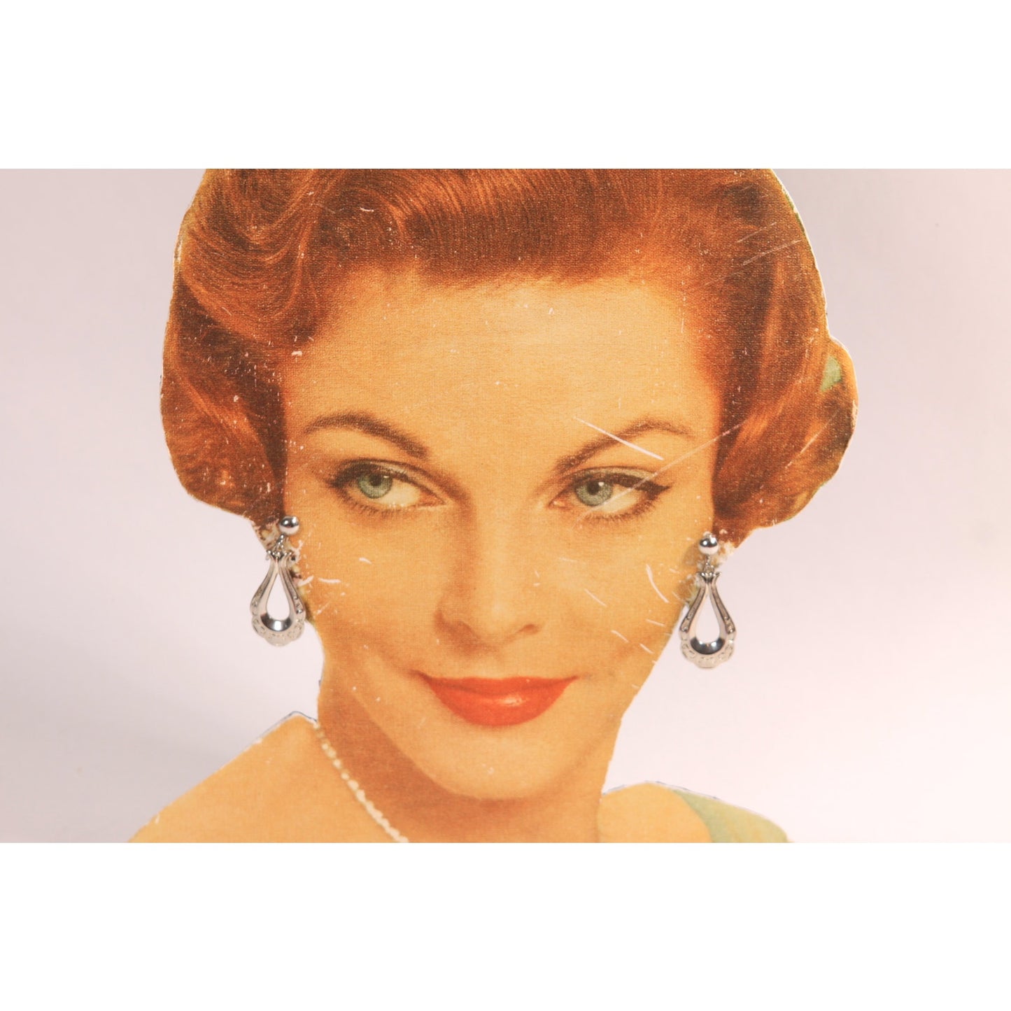 1950s 1960s Silver Tone Dangling Clip On Earrings