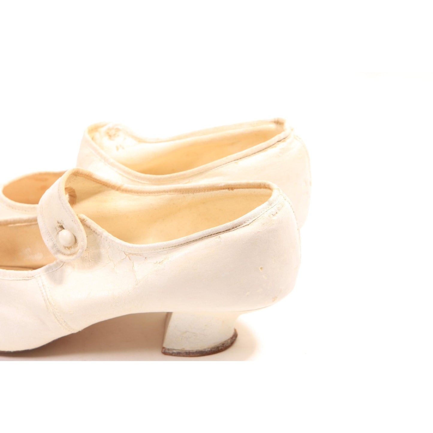 Antique 1900s 1910s Edwardian Cream White Pointed Toe Wedding High Heel Pumps Shoes