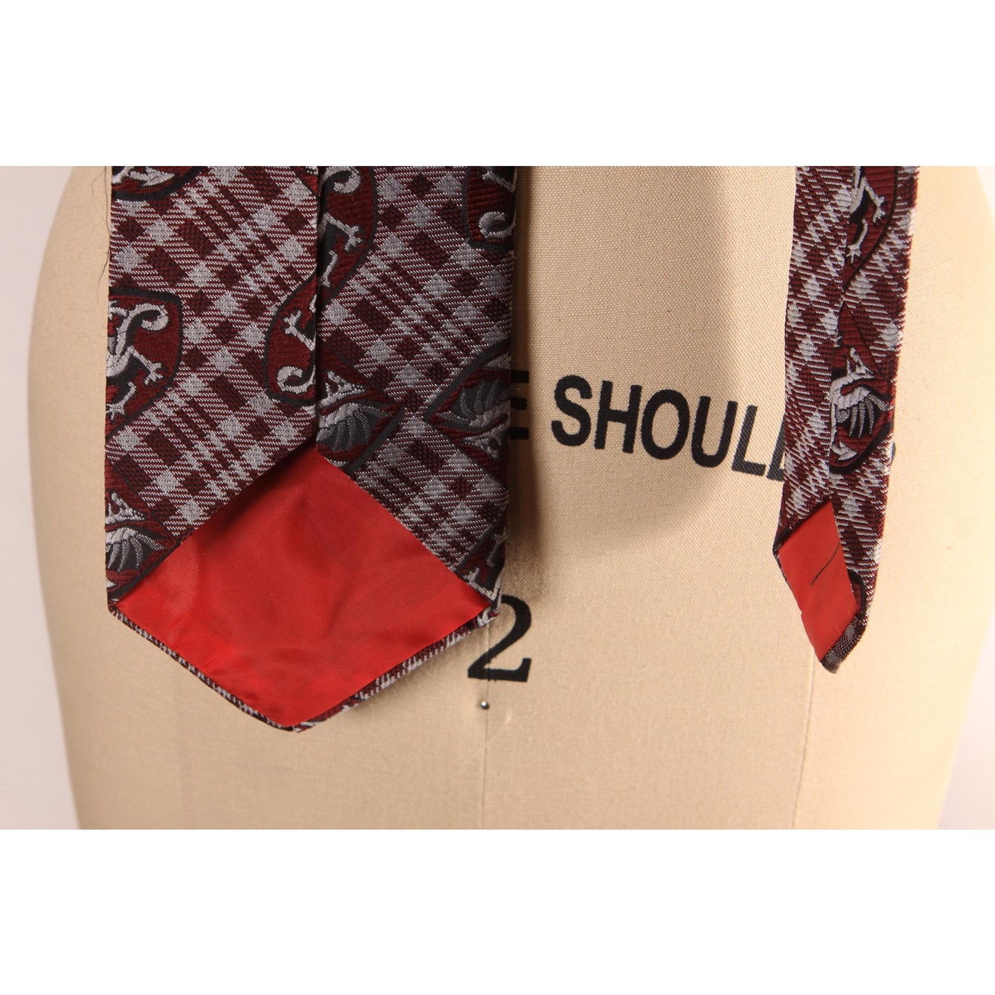 1970s Red and Gray Wide Novelty Dragon Medieval Necktie Tie by Wembley