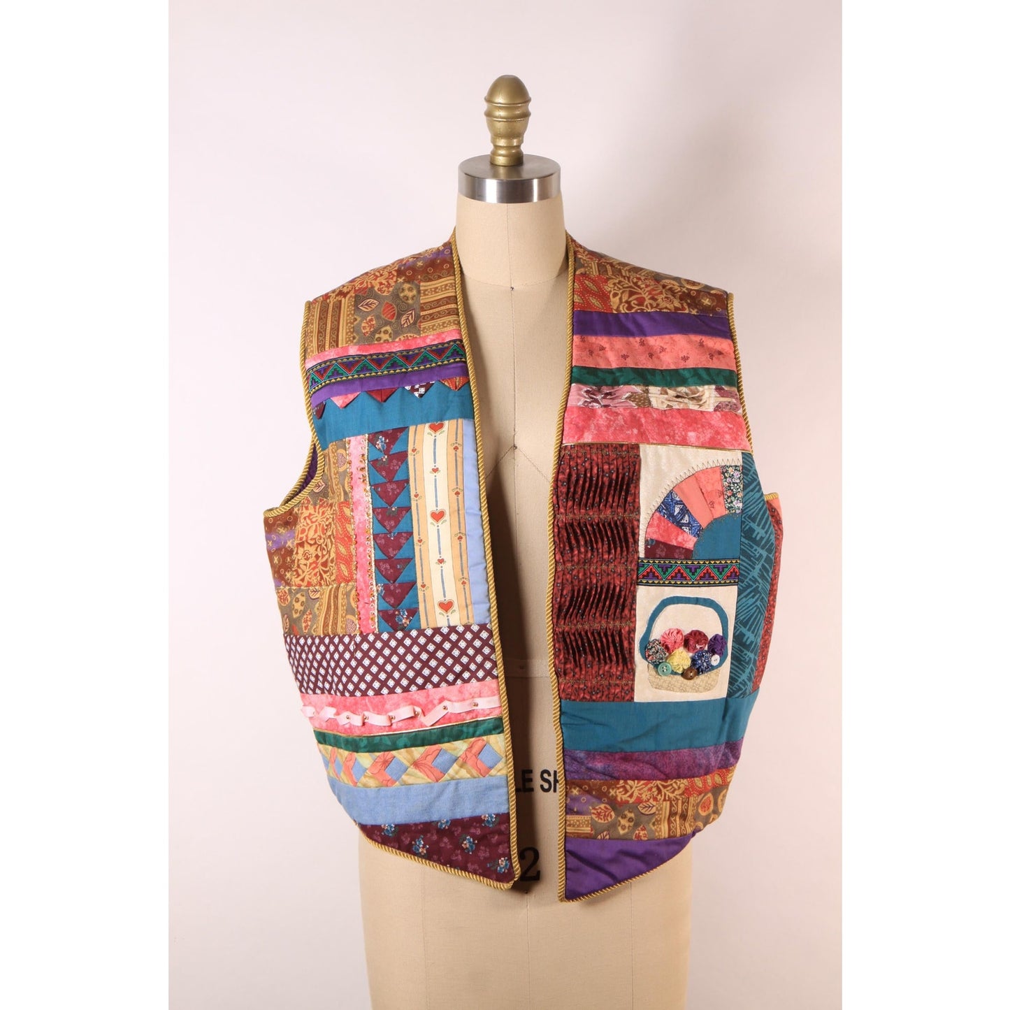 1980s Multi-Colored Patchwork Quilt Basket and Heart Sleeveless Reversible Galaxy Vest -XL