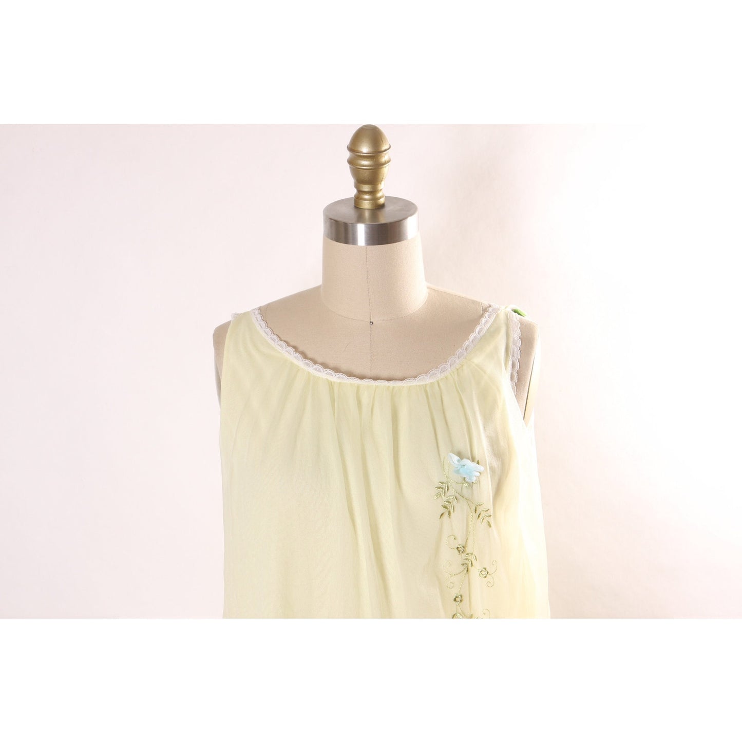 1950s 1960s Yellow, Green and Blue 3D Flower Floral Nylon Lingerie Night Gown by Nan Flower -L