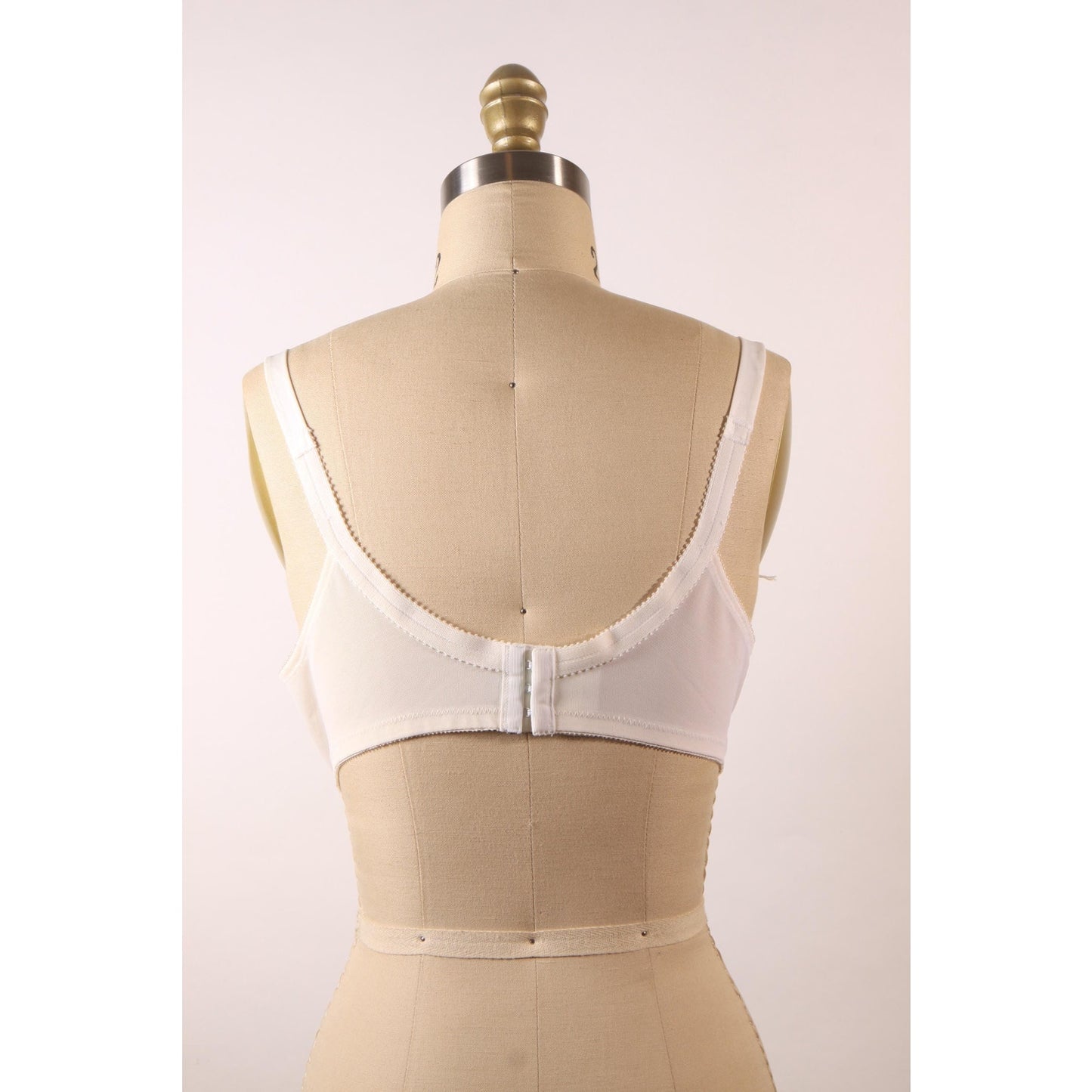 1970s White Sheer Floral Lace Bow Detail Bra by Playtex-38B