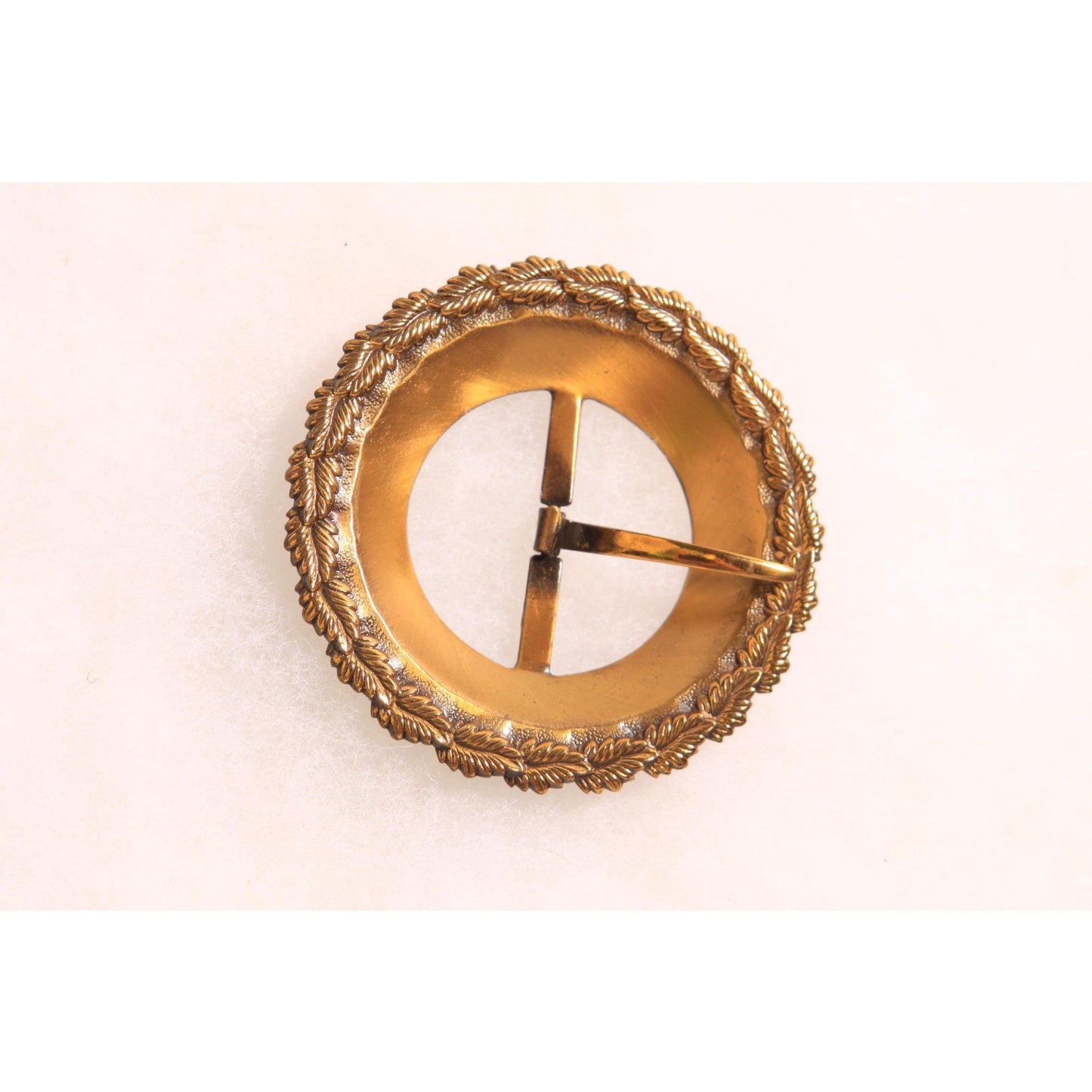 1940s 1950s Brass Gold Tone Metal Leaf Detail Belt Buckle
