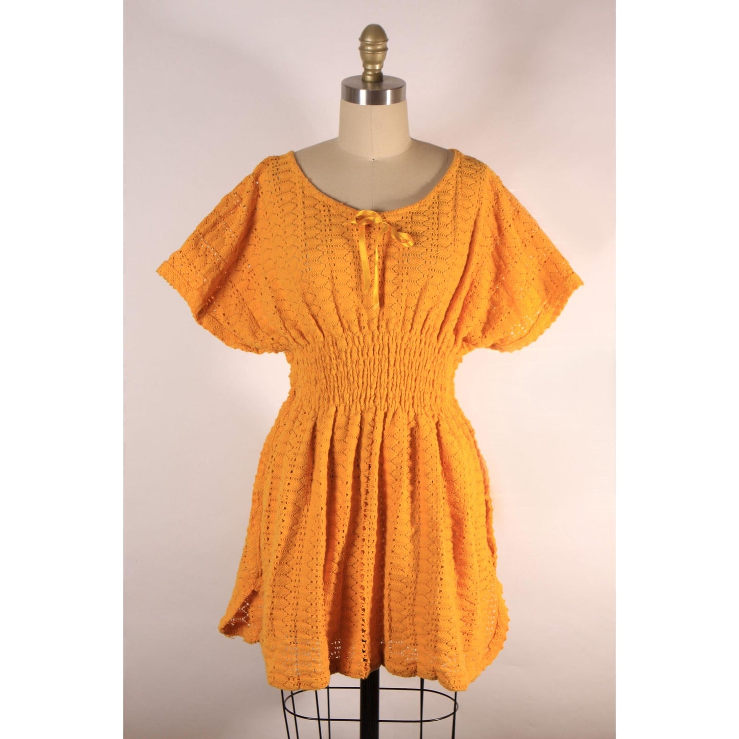 1970s Golden Harvest Yellow Smocked Short Sleeve Knit Blouse -L