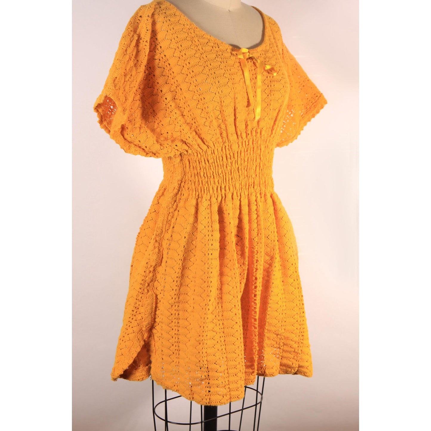 1970s Golden Harvest Yellow Smocked Short Sleeve Knit Blouse -L