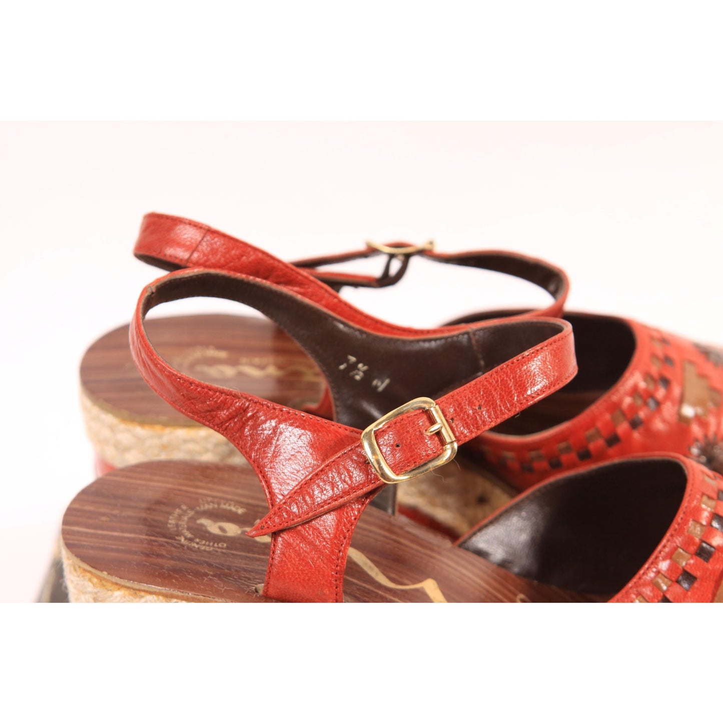 1970s Red and Brown Boho Platform High Heel Sandals Shoes by Nina-Size 7 1/2M
