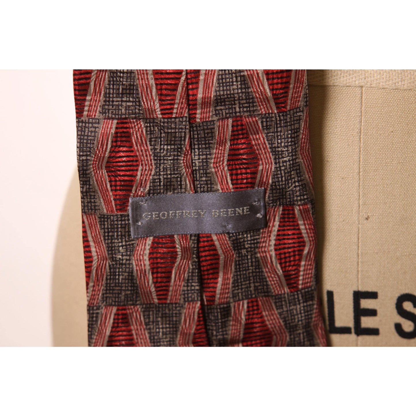 1980s Red and Gray Abstract Print Necktie Tie by Geoffrey Beene