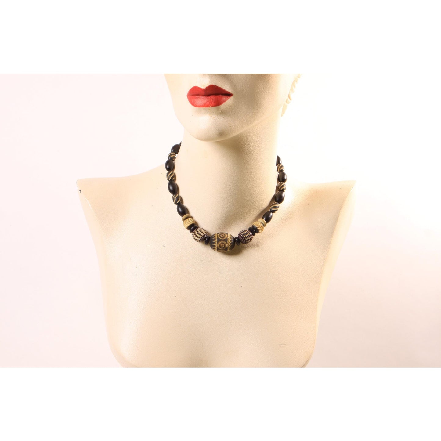 1920s 1930s Black and Cream Carved French Galalith Beaded Art Deco Necklace