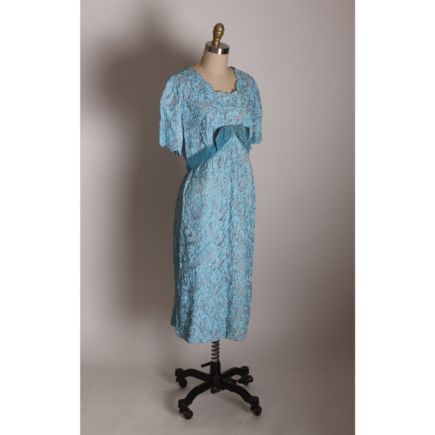 Early 1960s Blue Soutache Lace Short Sleeve Formal Blue Velvet Bow Dress with Matching 3/4 Length Sleeve Jacket -XL