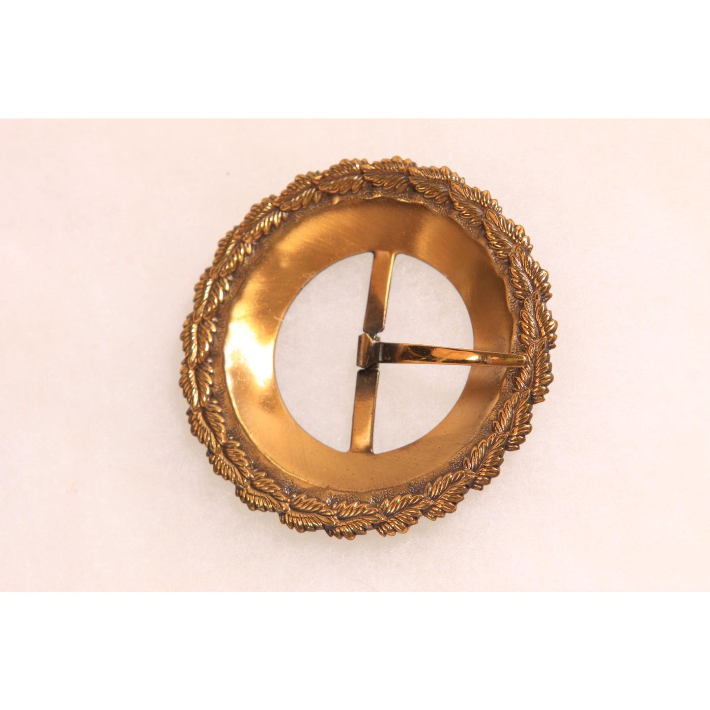 1940s 1950s Brass Gold Tone Metal Leaf Detail Belt Buckle