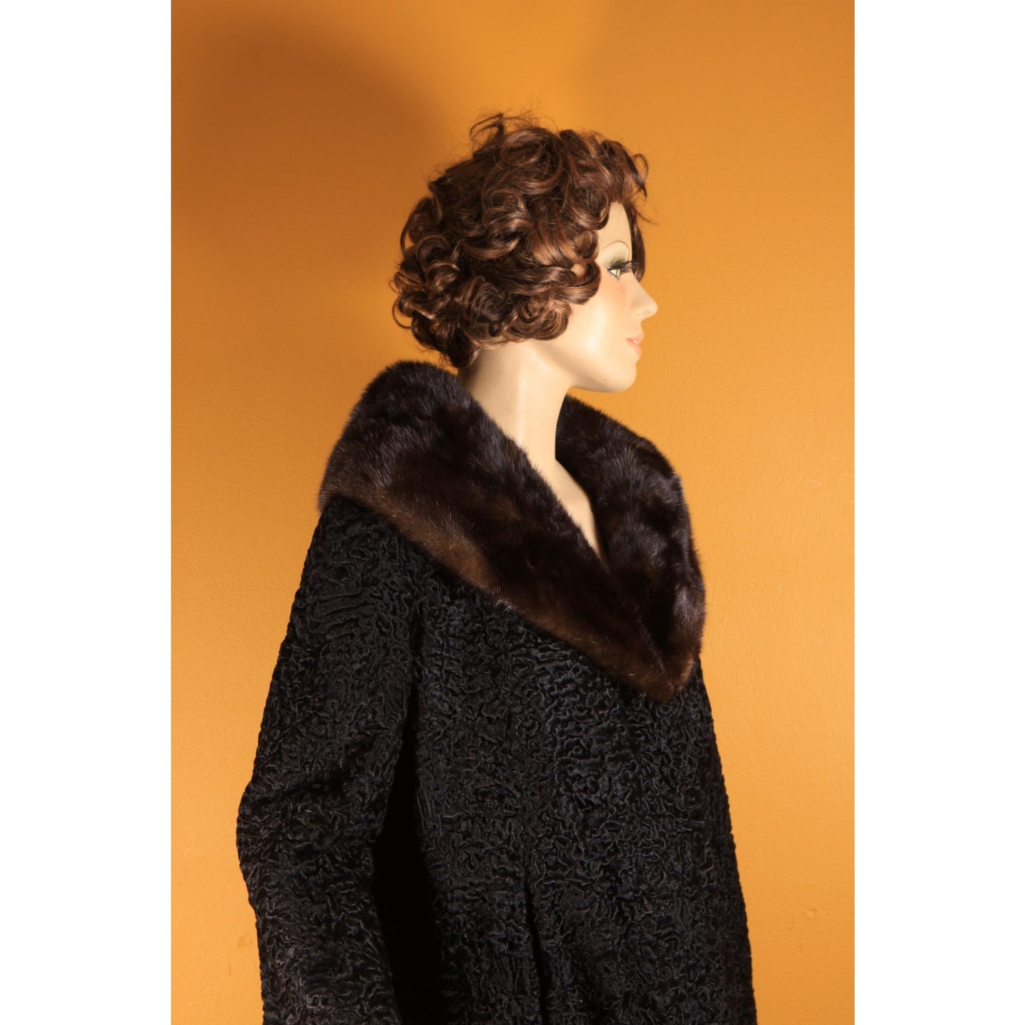 1950s Black Persian Lamb Fur and Mink Fur Trim Collar Long Sleeve Coat by Le Don Original Furs -M-L