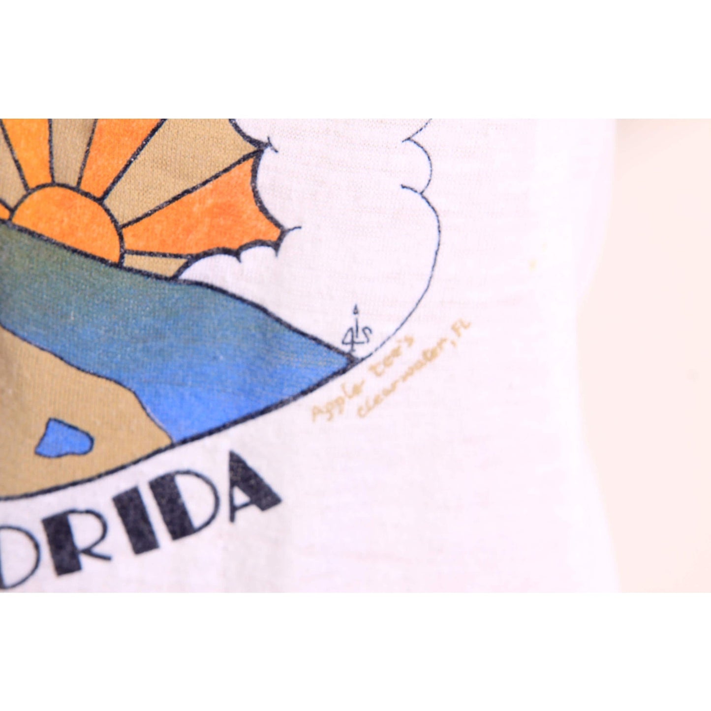 Late 1970s Early 1980s White and Yellow Flying Plane Sun N Fun Lakeland Florida T-Shirt