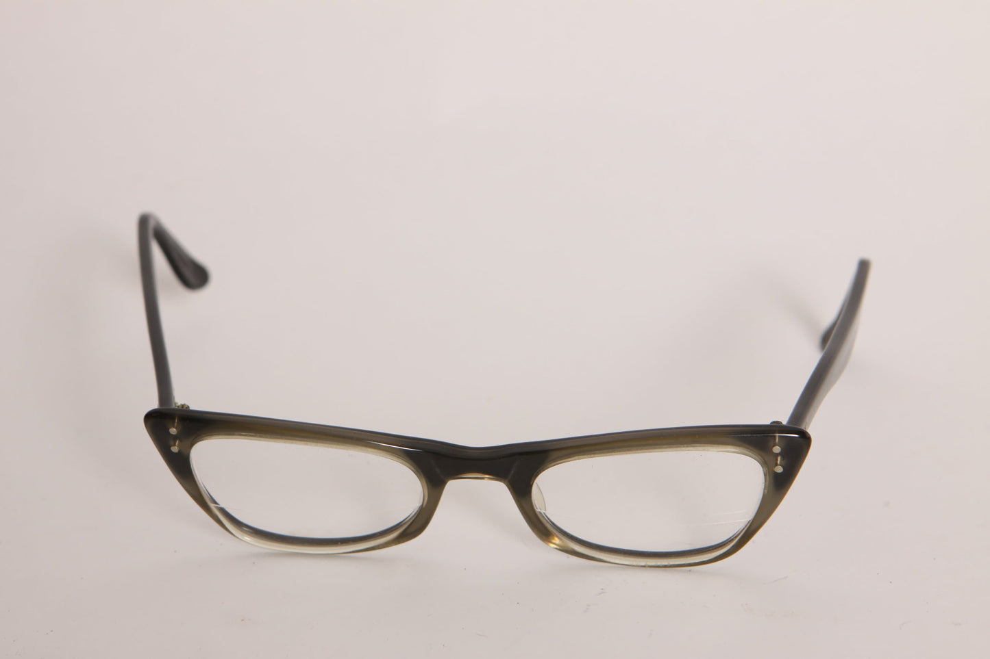 1950s Gray Plastic Frame Cat Eye Eyeglasses