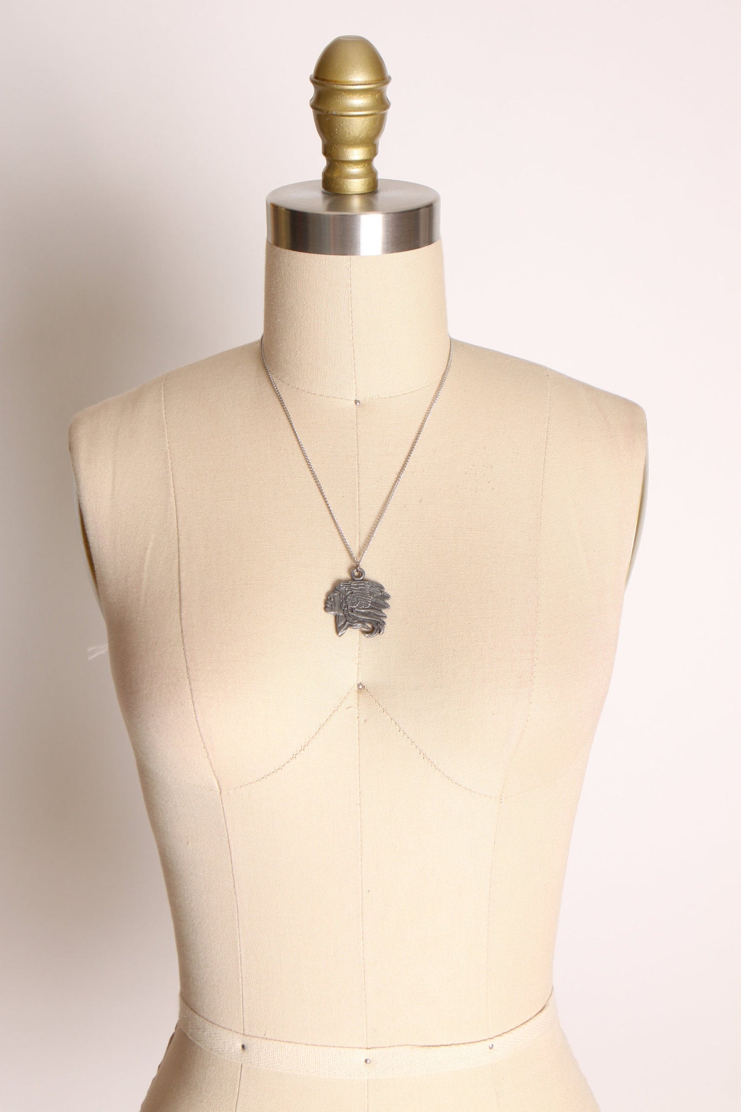 1990s Silver Tone Chain Metal Pewter Native American Indian Pendant Necklace