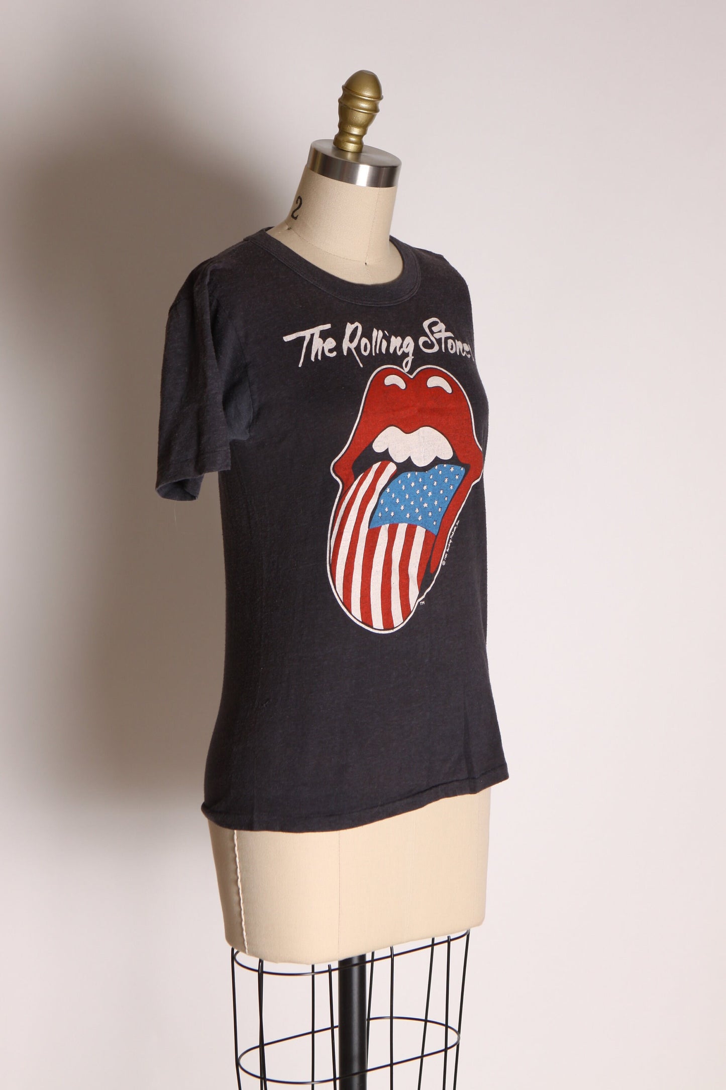 1981 1980s Black, Red, White and Blue Tongue American Flag Rolling Stones North American Tour Band Concert T Shirt -S
