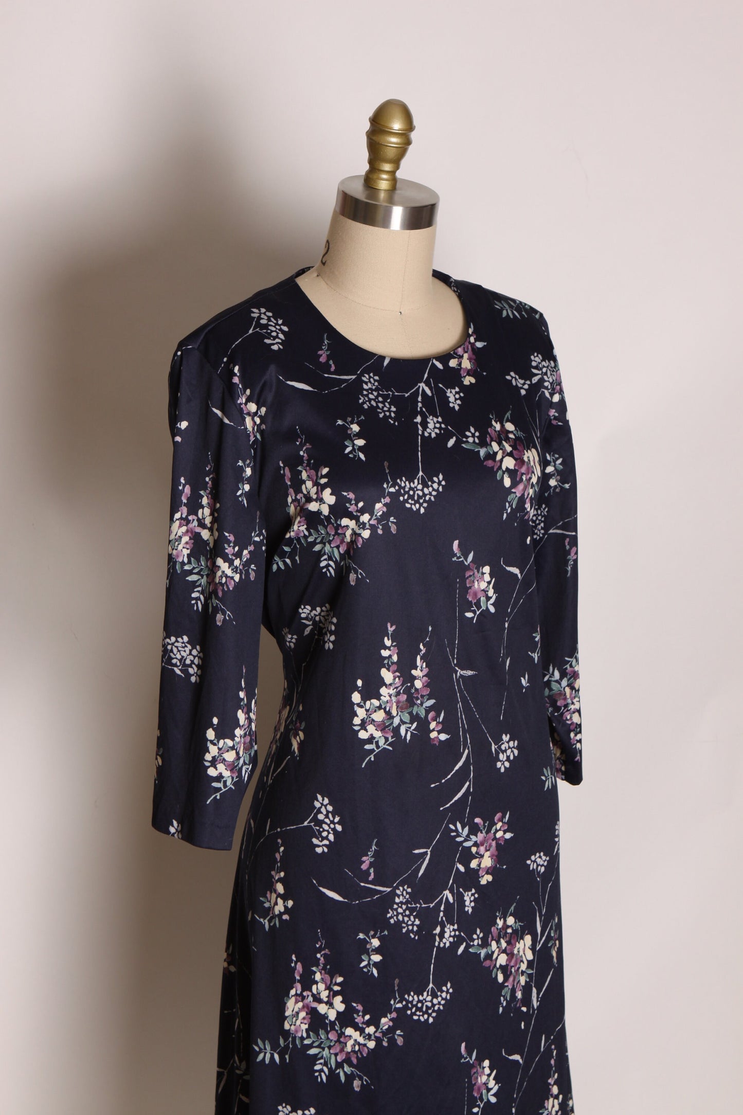 1970s Navy Blue and White Floral 3/4 Length Sleeve Tie Back Dress by Anthony Richards -1XL