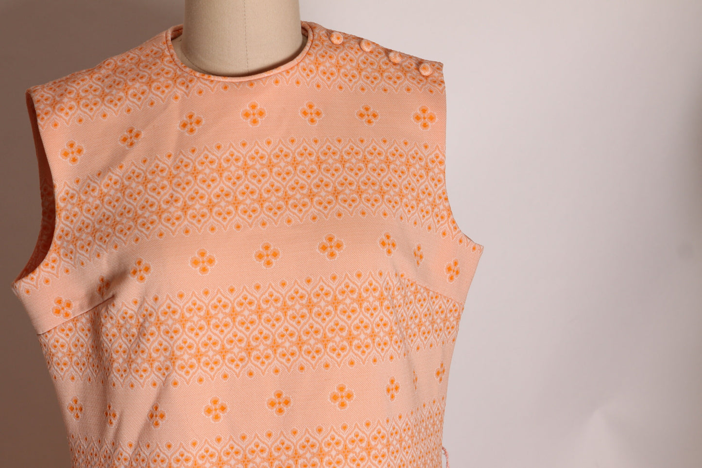 1960s Peach Pink Orange Geometric Sleeveless Polyester Shift Dress -L