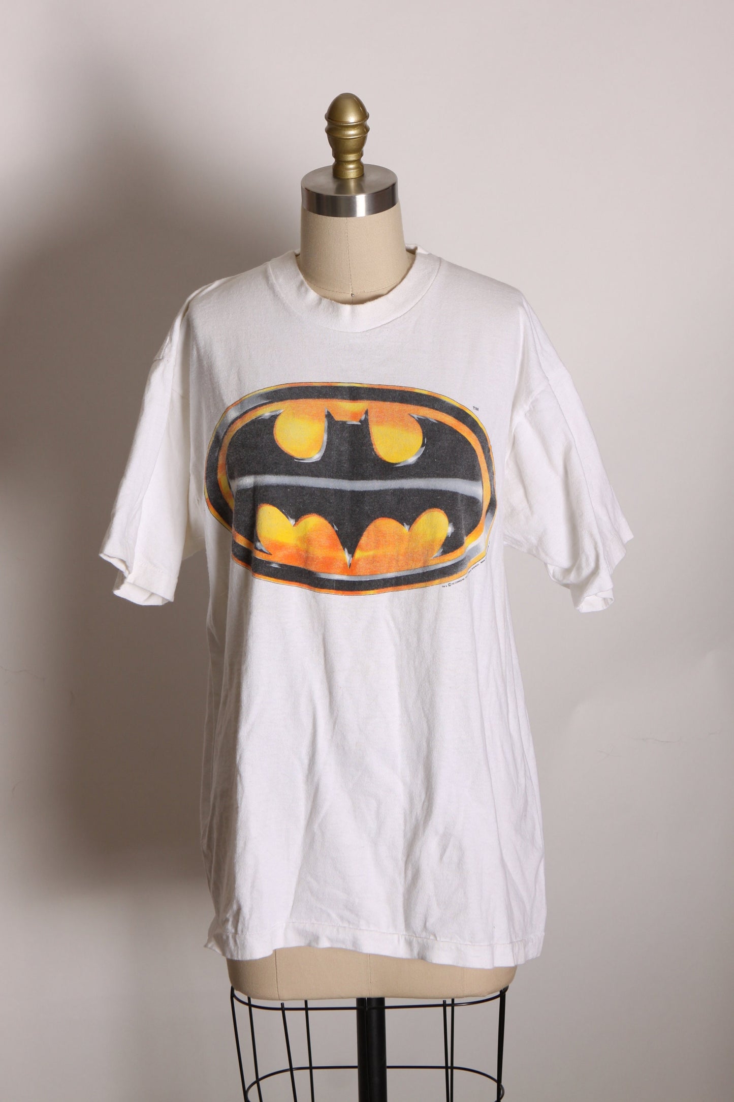 1990s 1994 White Short Sleeve Single Stitch Batman T Shirt by Fruit of the Loom -L
