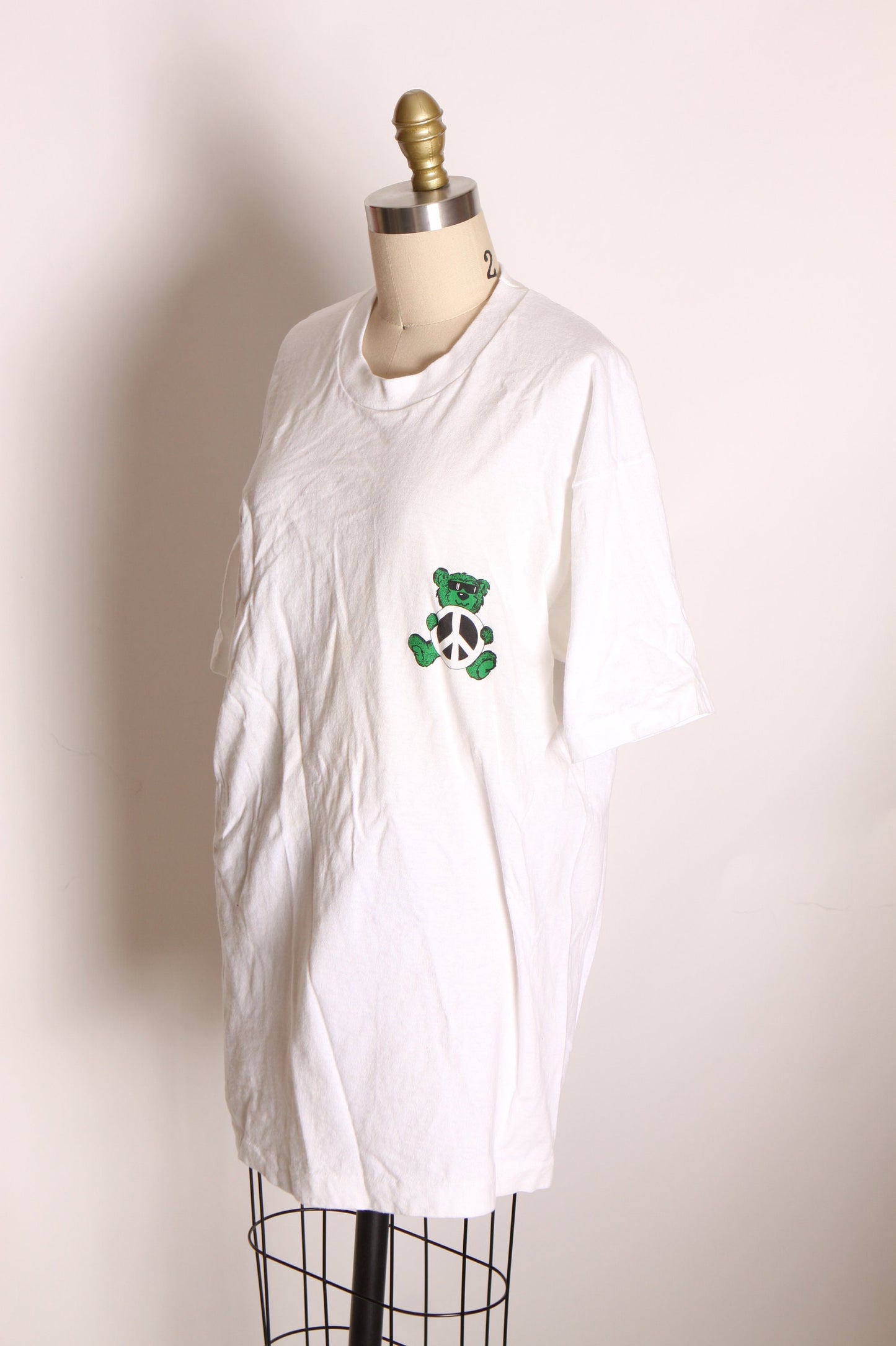 1990s White Single Stitch Grateful Dead Bear Skull Tree Short Sleeve Graphic Band Tee T Shirt by Fruit of the Loom -L