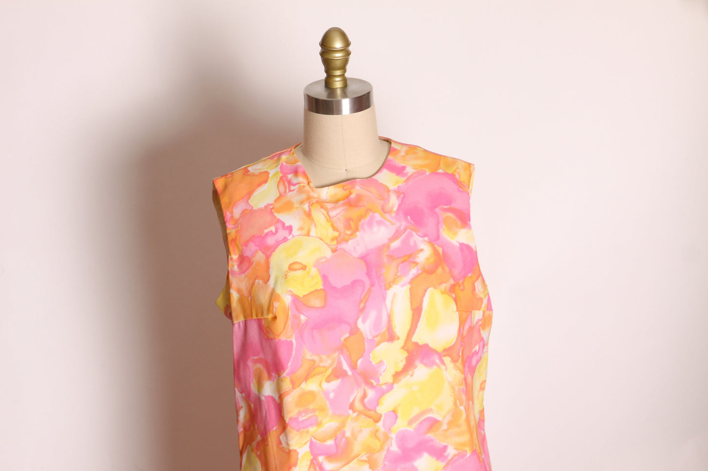 1960s Pink and Yellow Abstract Swirl Sleeveless Shift Dress