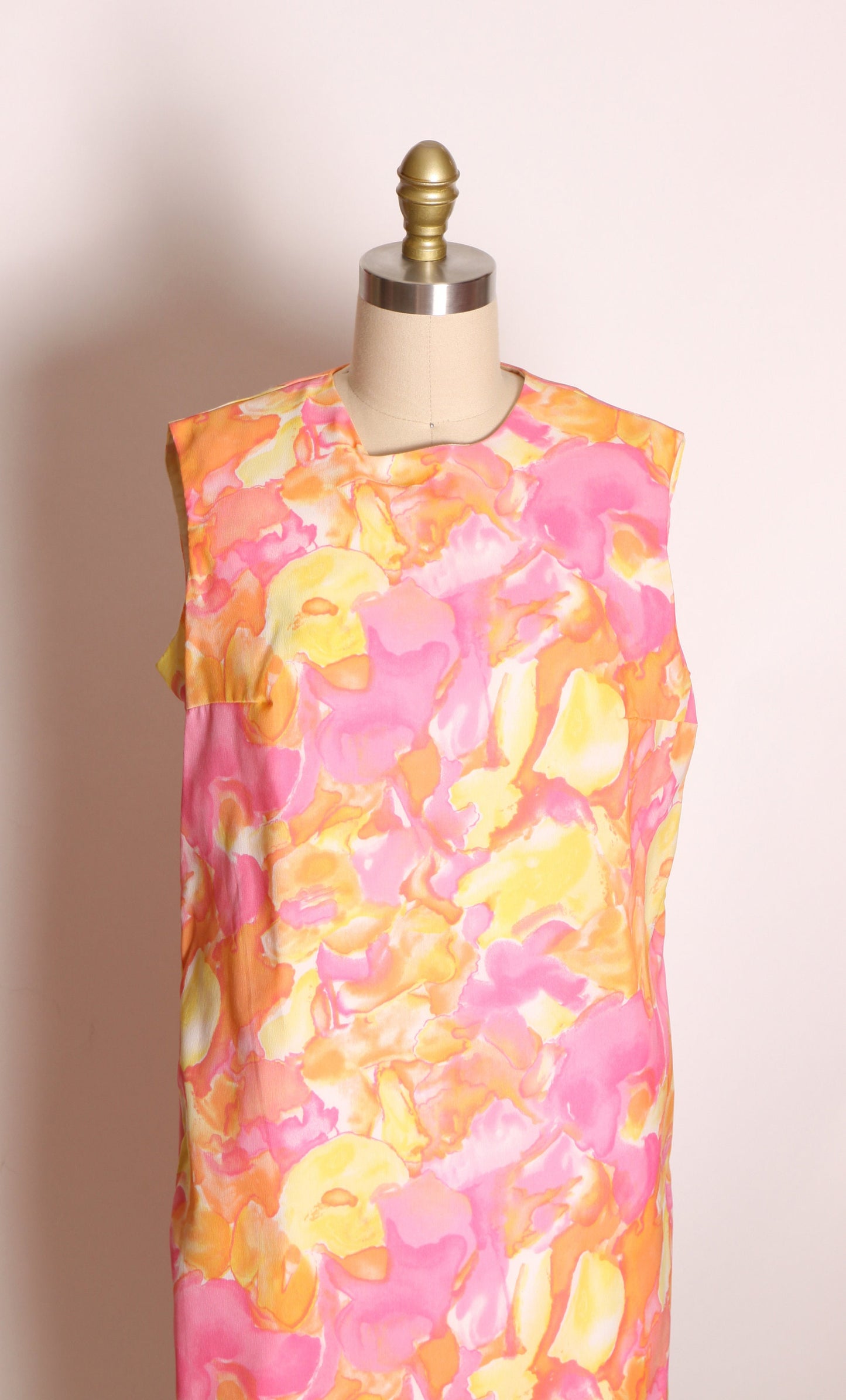1960s Pink and Yellow Abstract Swirl Sleeveless Shift Dress