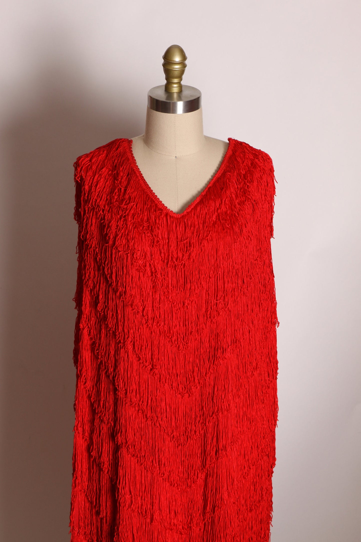 1980s Red Fringe Sleeveless Sheath Flapper Style Shimmy and Shake Dress by Nightworks -2XL