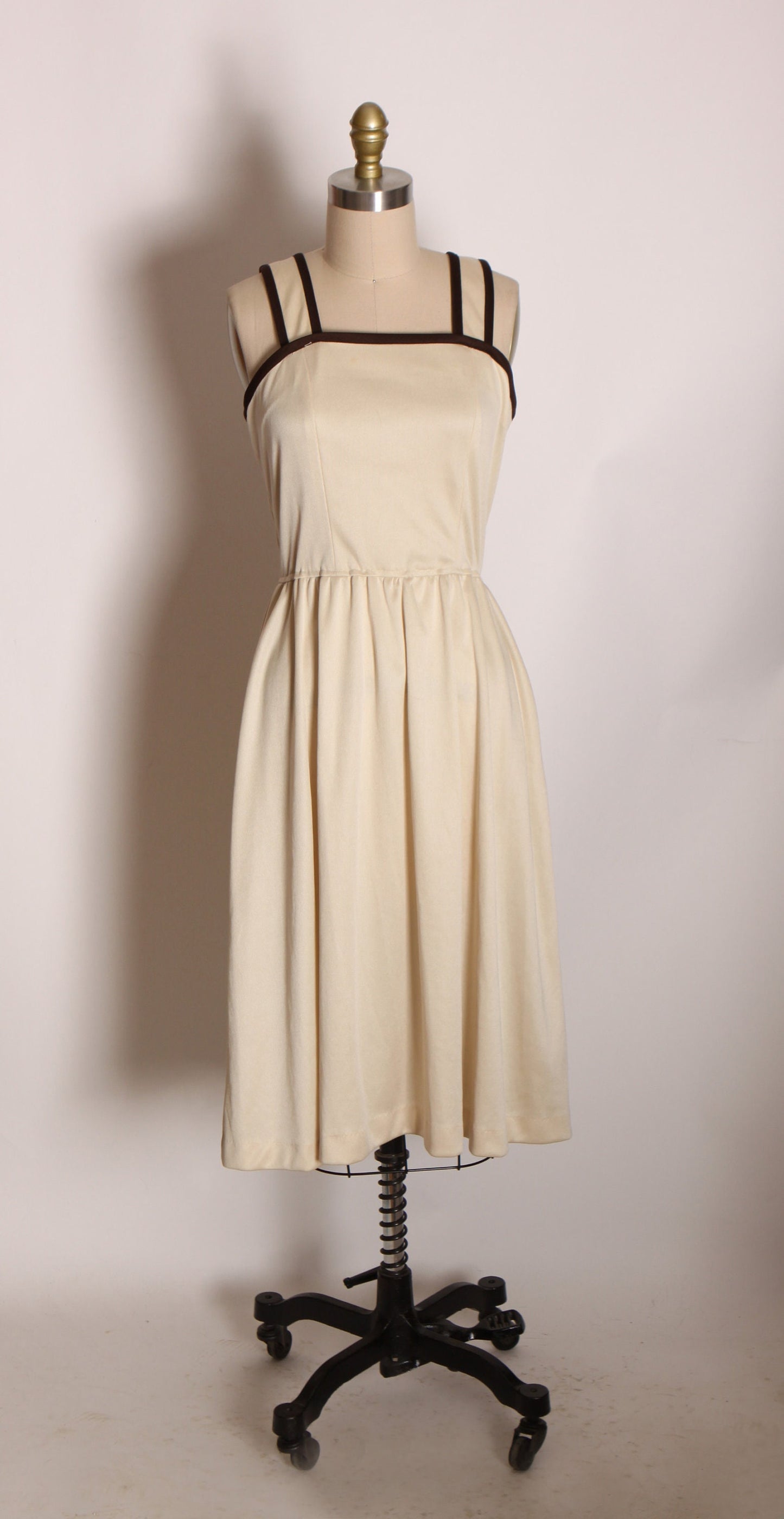 1970s Cream and Brown Wide Strap Fit and Flare Dress with Matching Tie Wrap Jacket Outfit -S