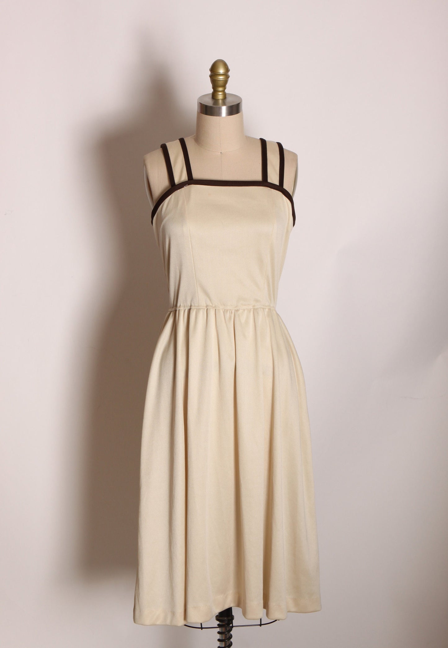 1970s Cream and Brown Wide Strap Fit and Flare Dress with Matching Tie Wrap Jacket Outfit -S