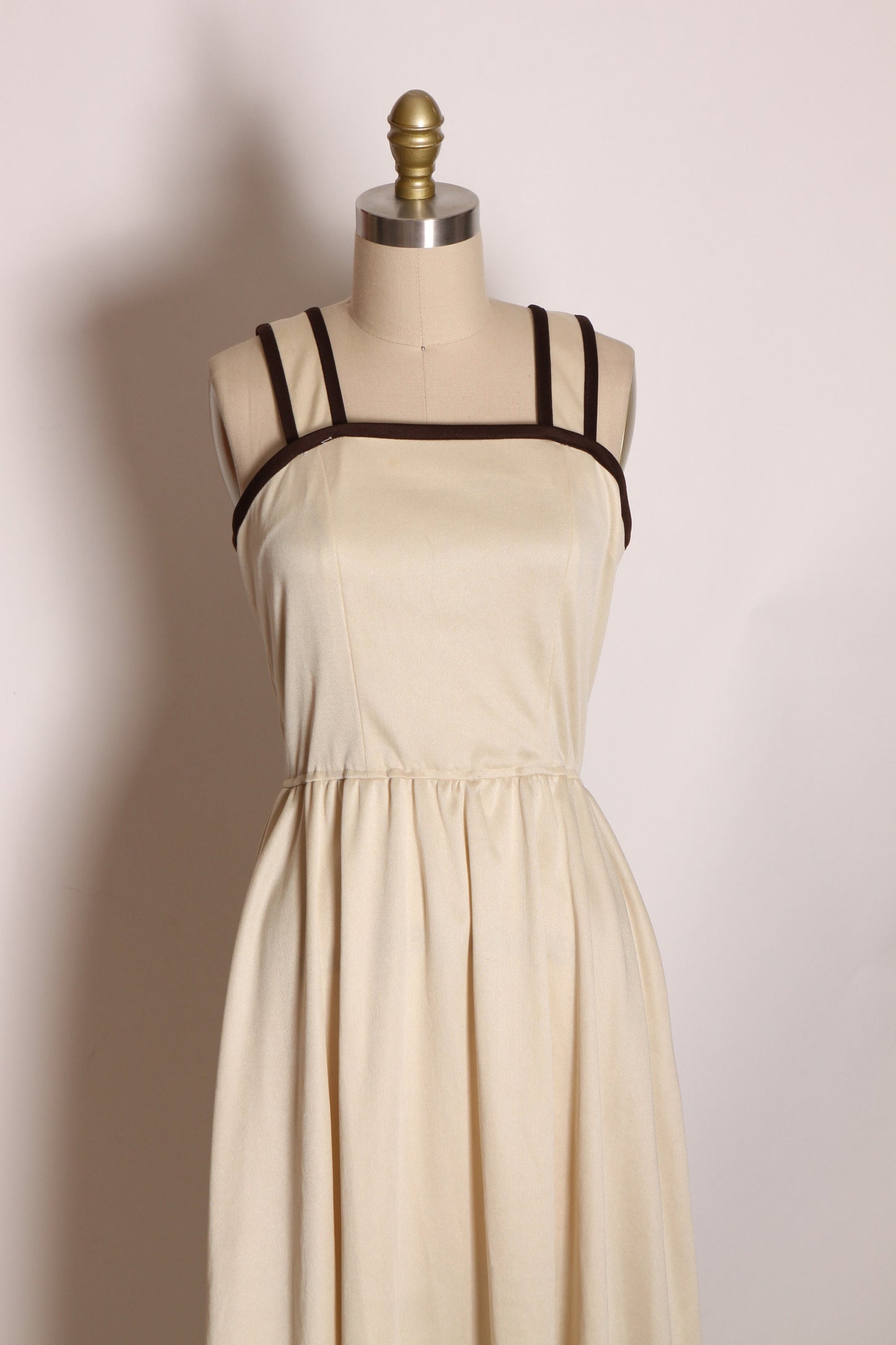 1970s Cream and Brown Wide Strap Fit and Flare Dress with Matching Tie Wrap Jacket Outfit -S