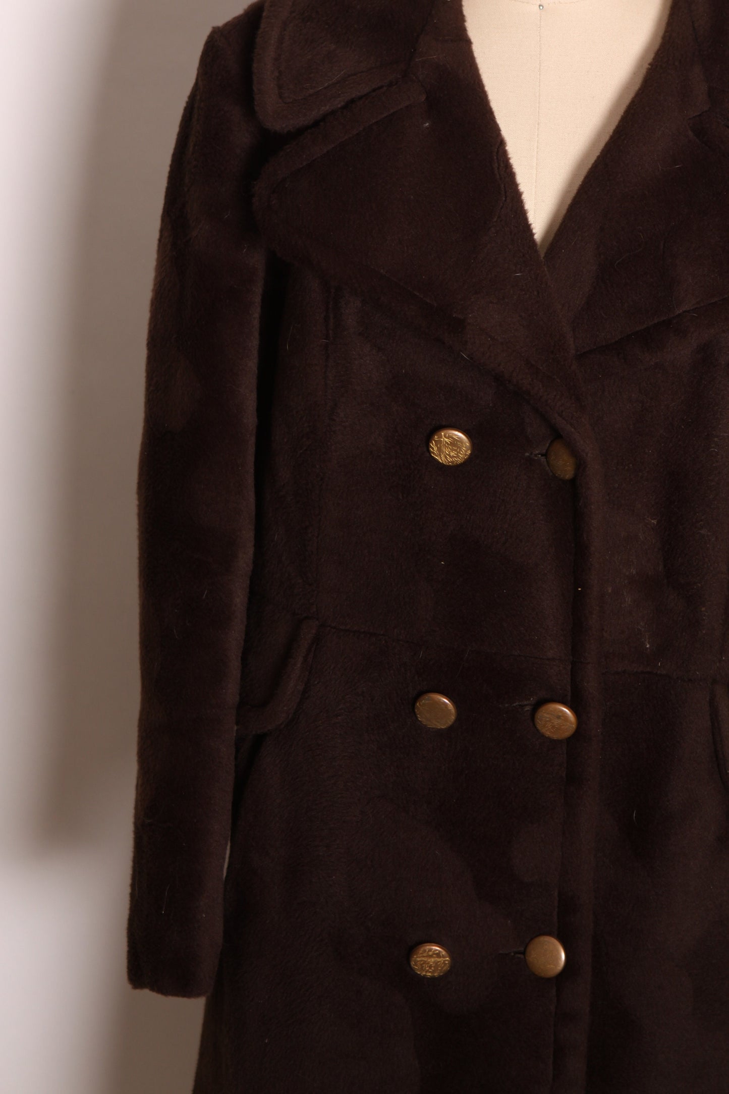 1970s Dark Brown Faux Fur Gold Tone Button Up Long Sleeve Fuzzy Coat by Trail Tracer