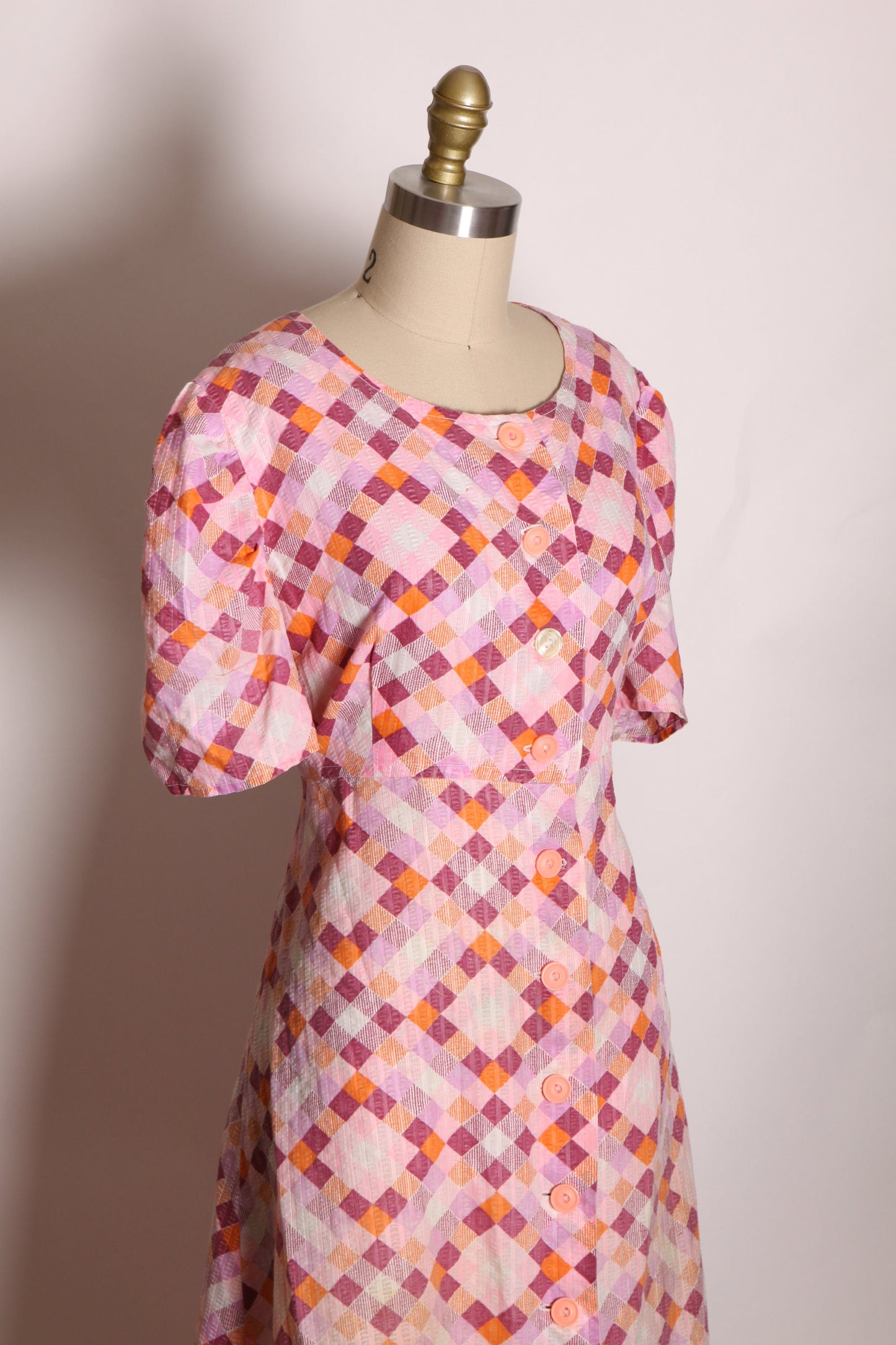 1970s Pink and Orange Geometric Square Puffy Short Sleeve Button Up Dress -L