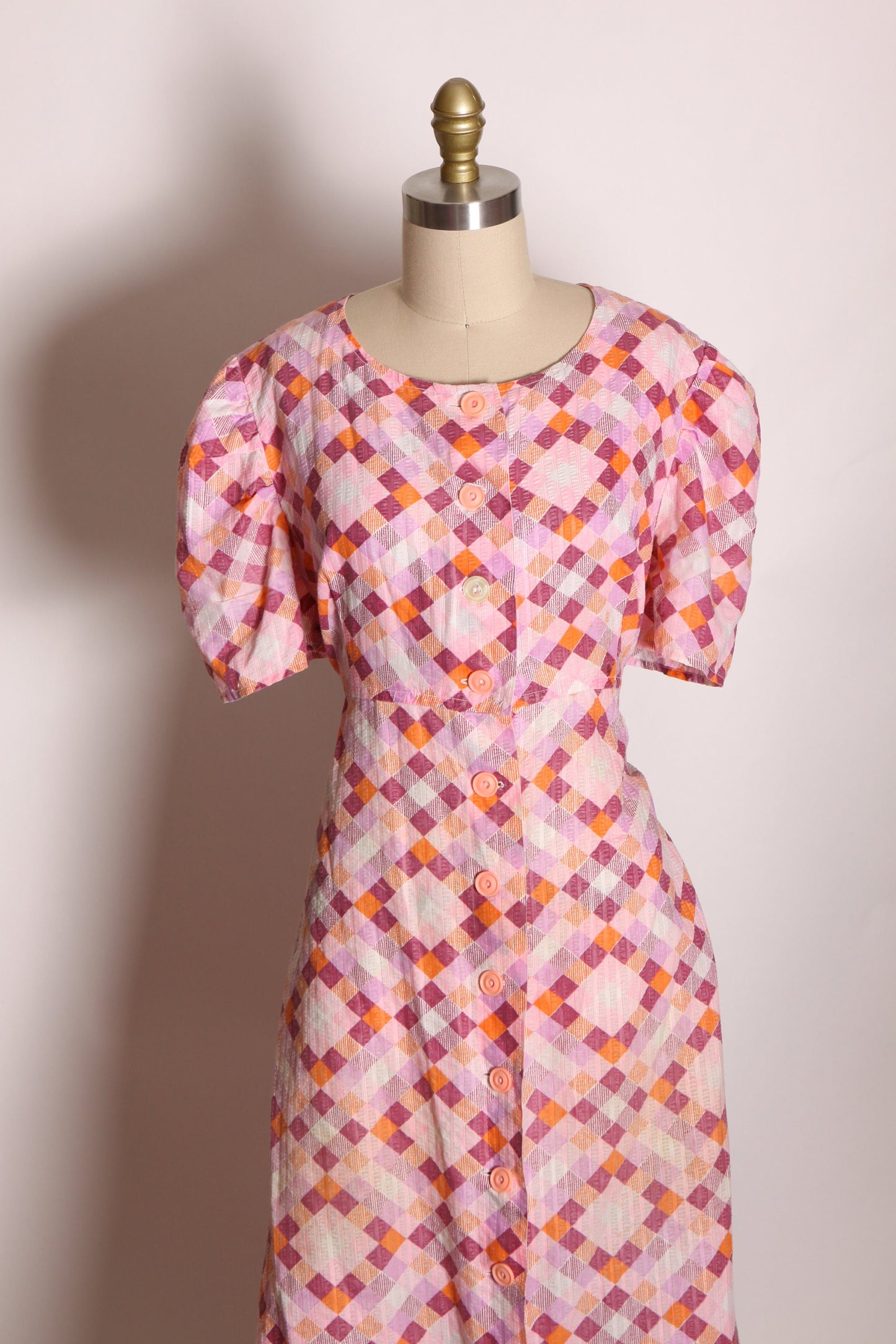1970s Pink and Orange Geometric Square Puffy Short Sleeve Button Up Dress -L