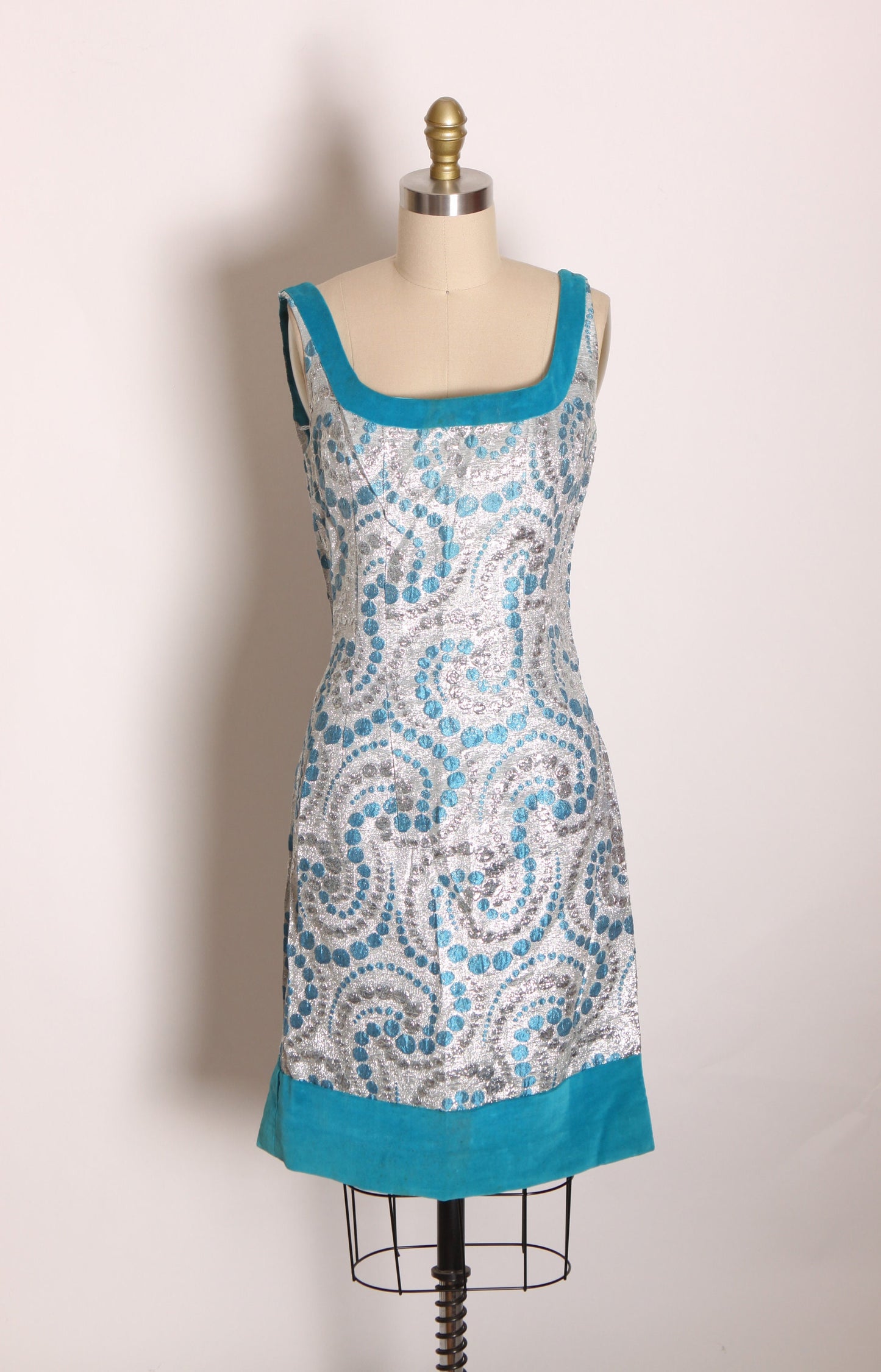 1960s Turquoise Blue and Silver Metallic Sleeveless Velvet Trim Abstract Atomic Swirl Mod Go Go Dress -S