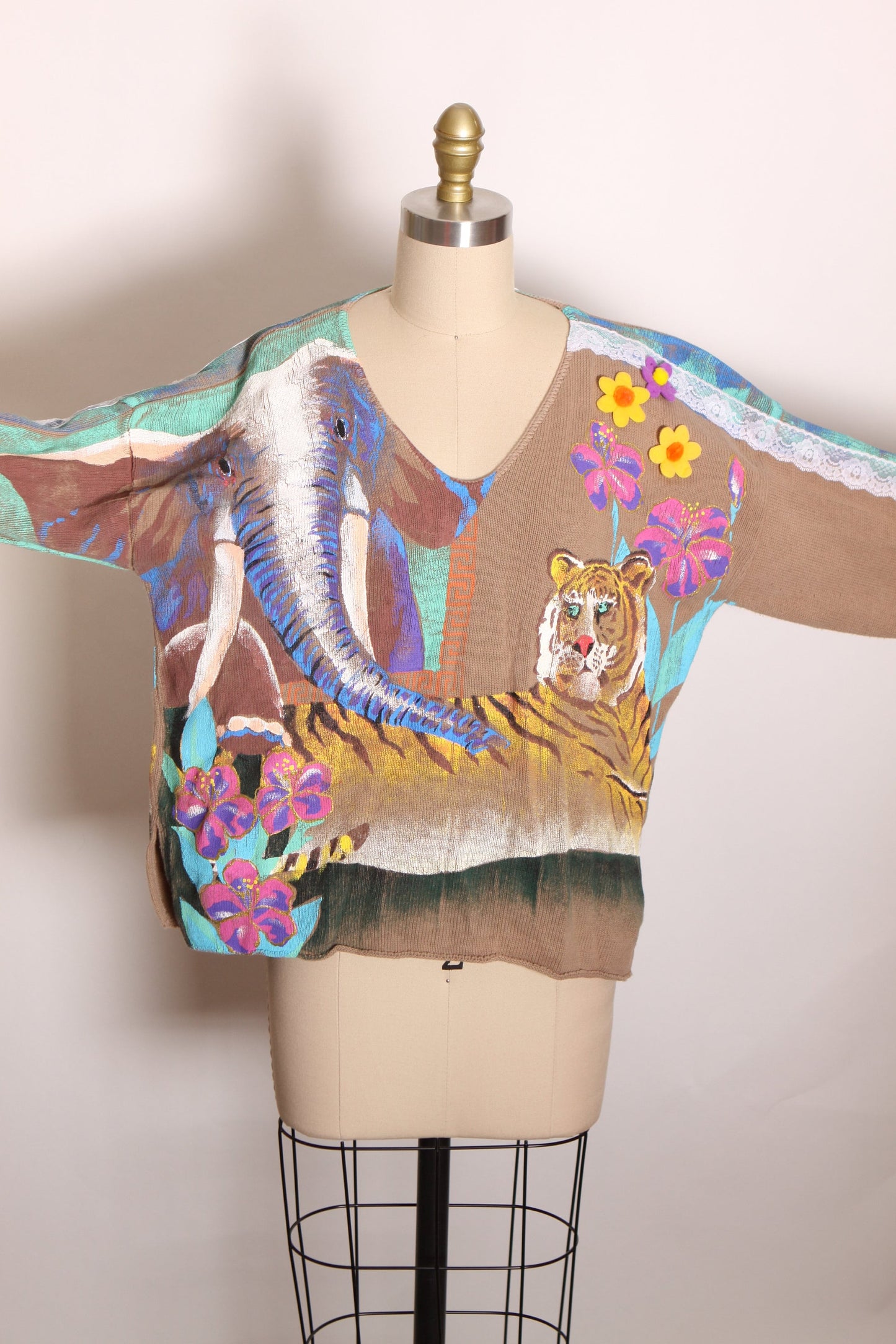 Late 1980s Early 1990s Beige Long Sleeve V Neck Pullover Hand Painted Novelty Jungle Safari Tiger, Elephant and Flower Sweater by Kolorway