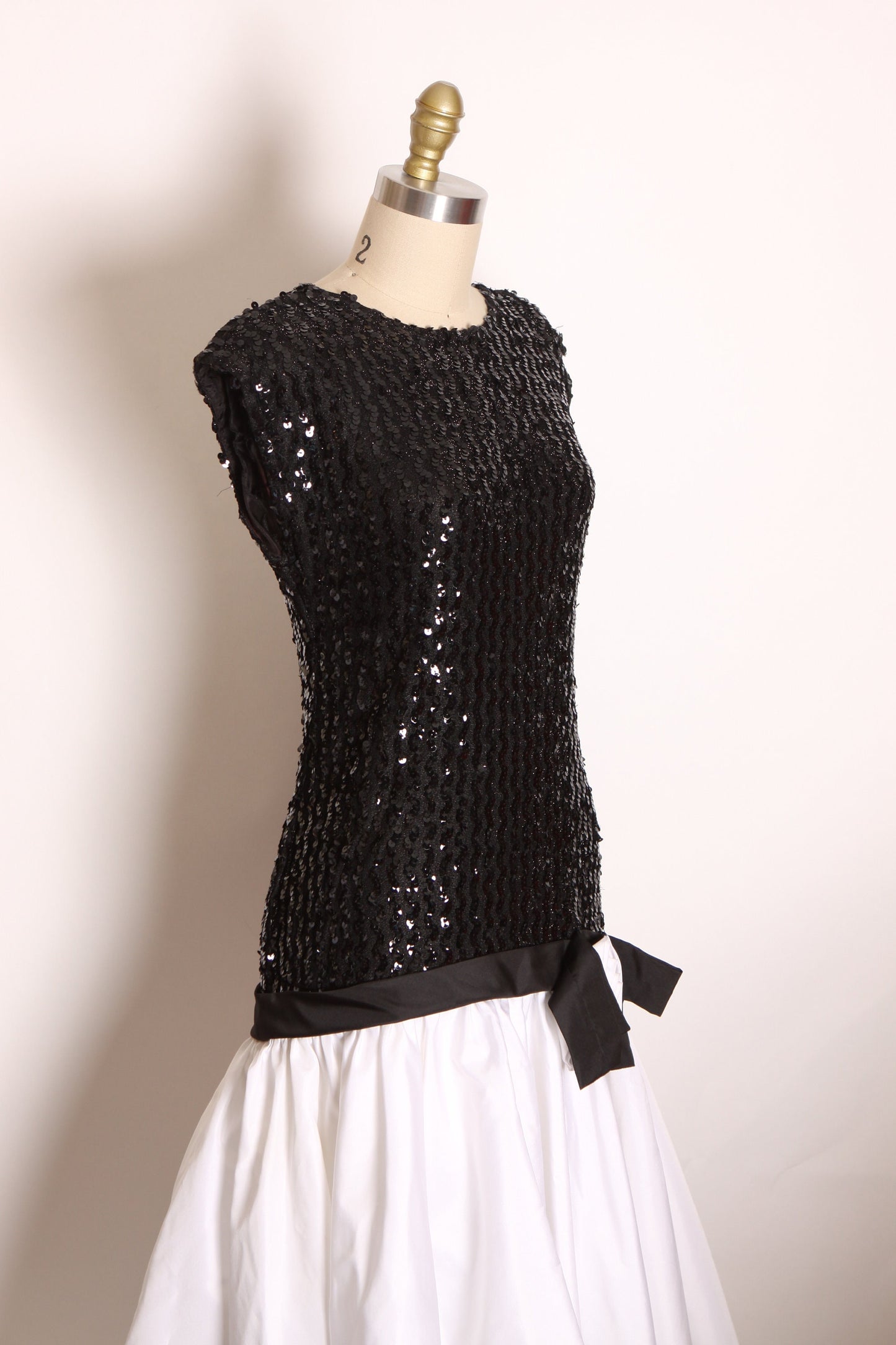 1980s Black and White Short Sleeve Sequin Bodice Drop Waist Ruffle Asymmetrical Formal Pageant Prom Dress by Precious Moments -XL
