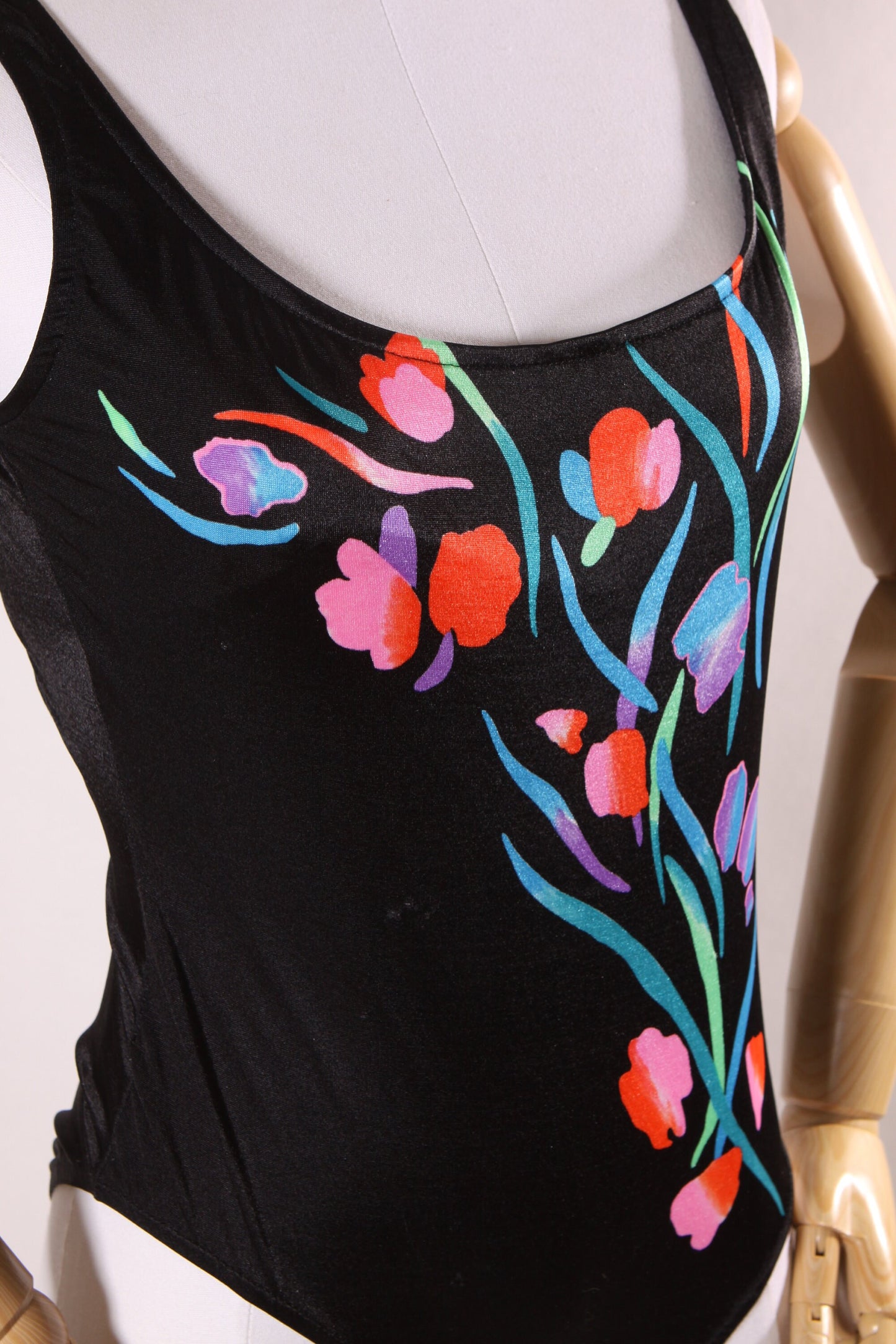 1980s 1990s Black, Green and Pink Floral One Piece Swimsuit -M